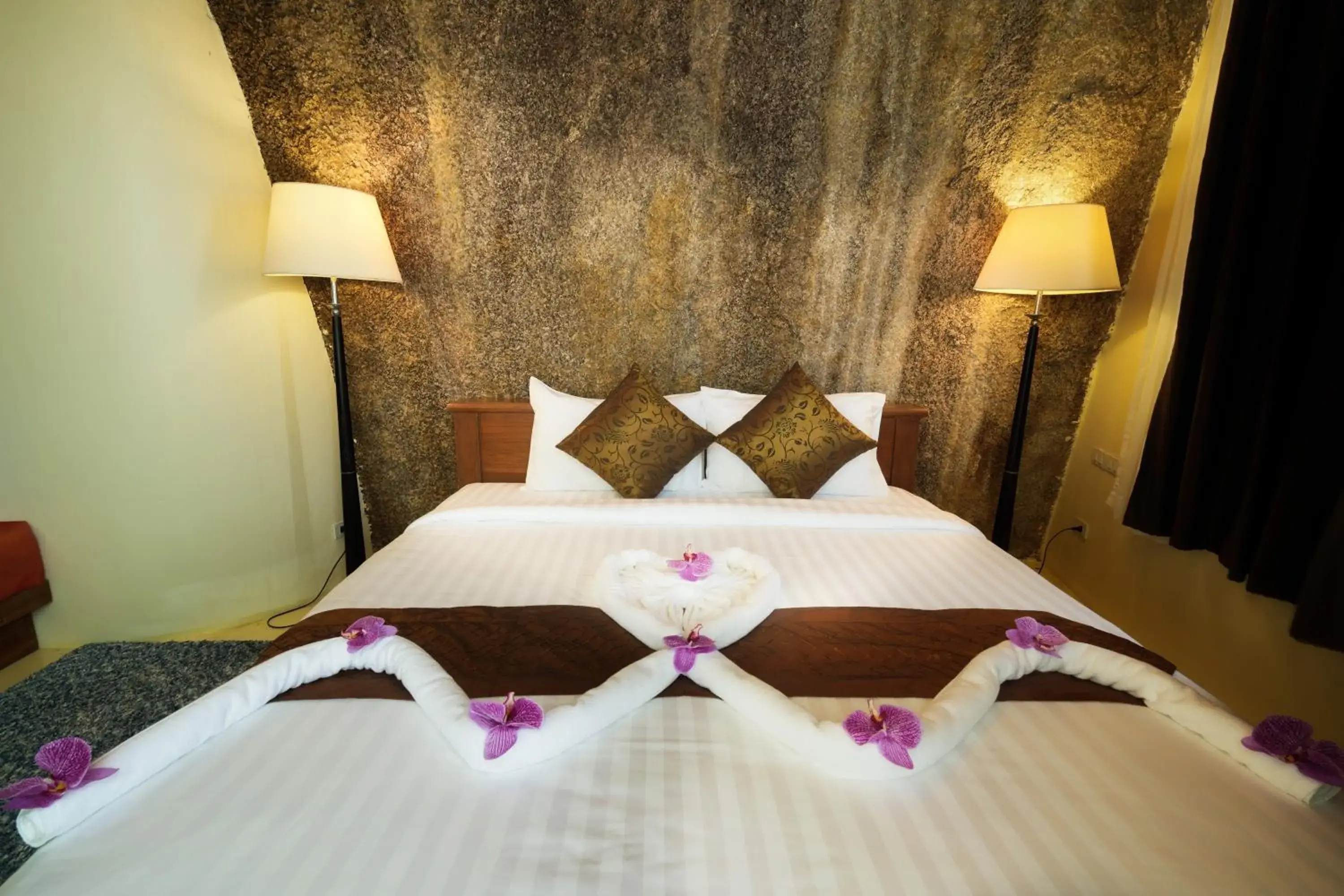 Bed in Nangyuan Island Dive Resort Bed in Nangyuan Island Dive Resort
