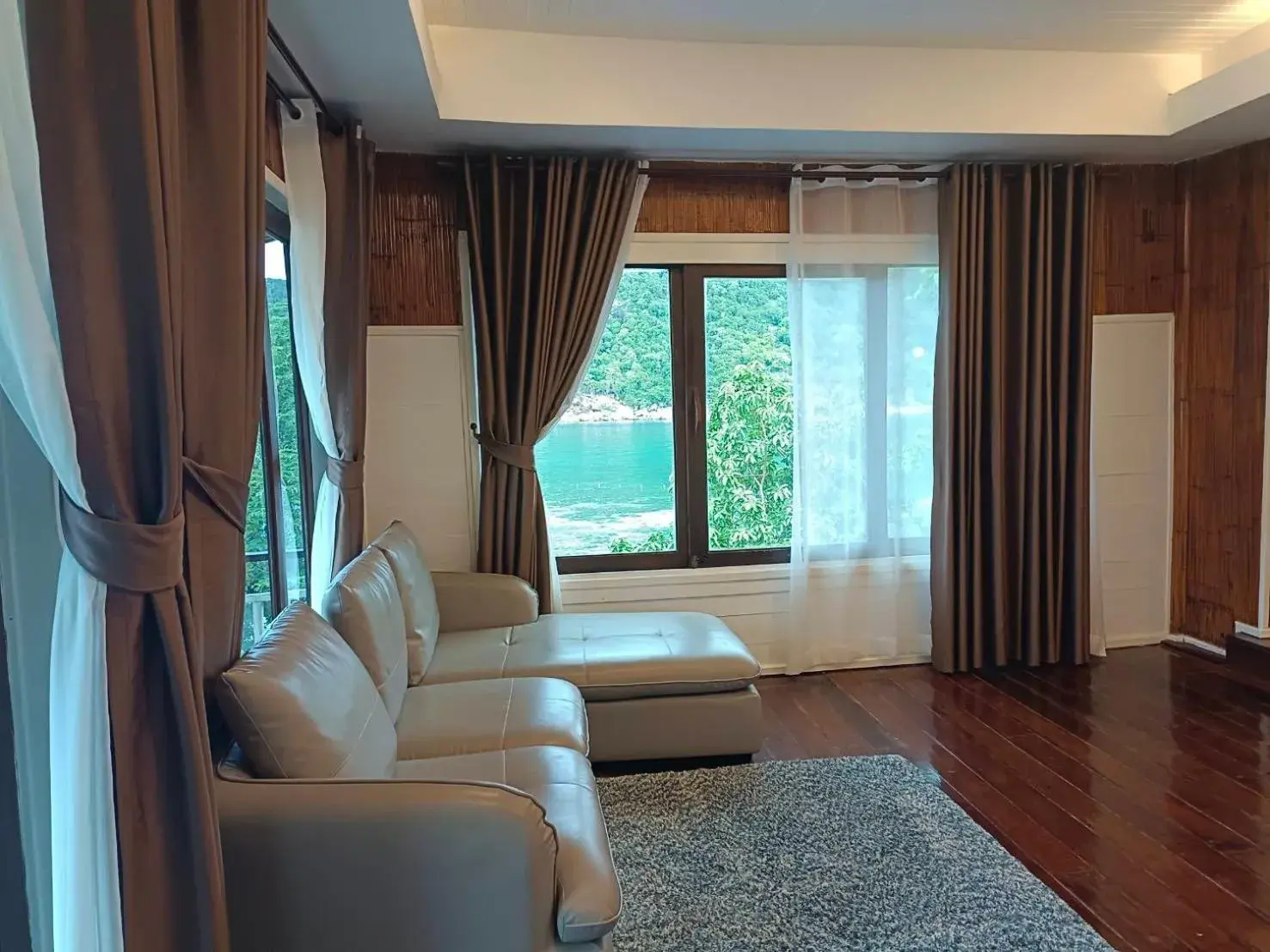 Nangyuan Island Dive Resort Nangyuan Island Dive Resort