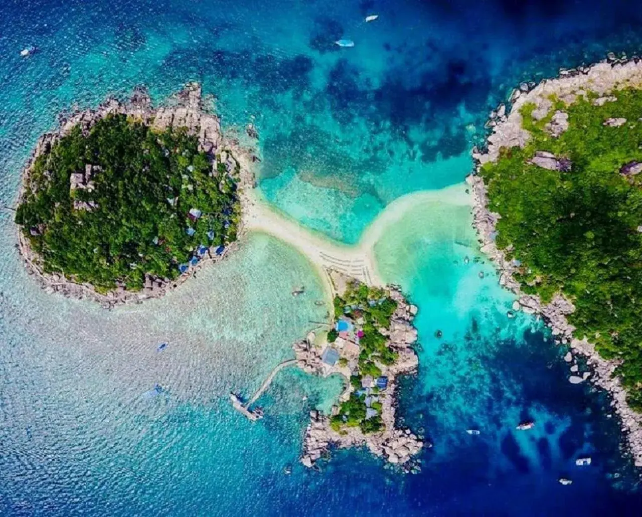 Bird's eye view in Nangyuan Island Dive Resort Bird's eye view in Nangyuan Island Dive Resort