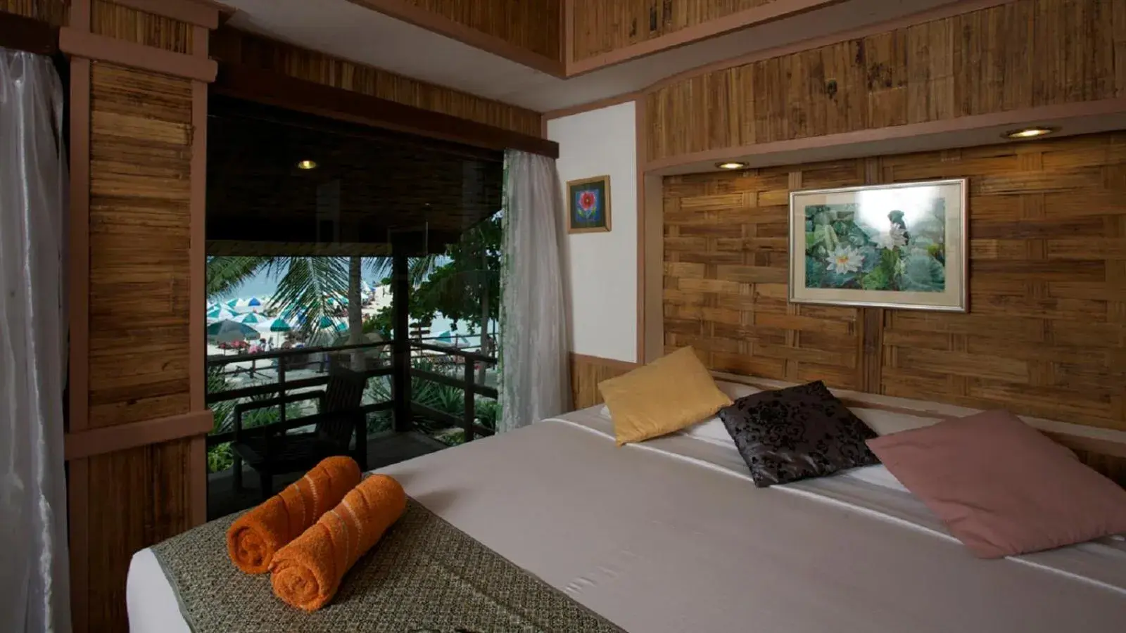 Sea view, Bed in Nangyuan Island Dive Resort Sea view, Bed in Nangyuan Island Dive Resort