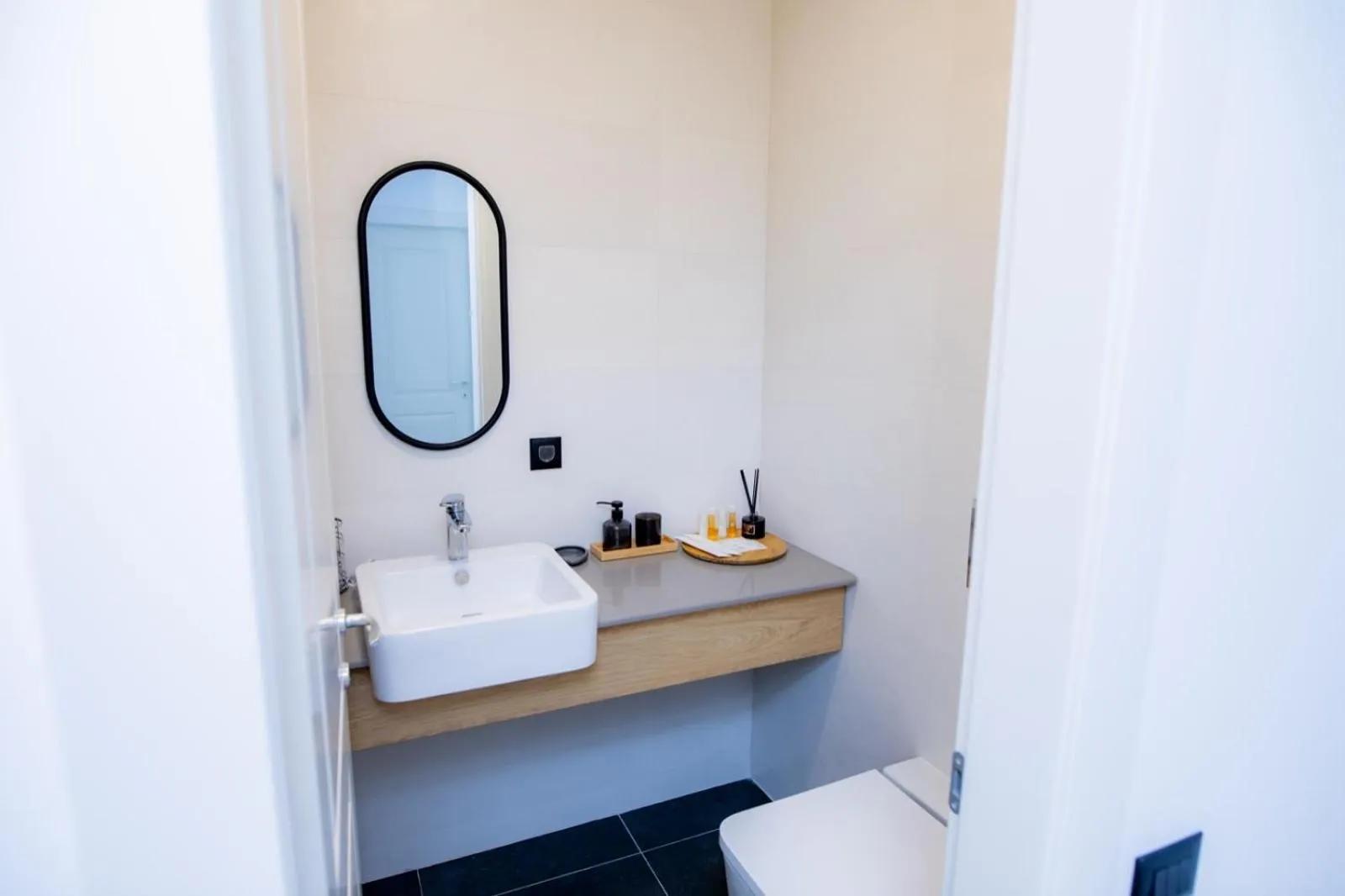 Bathroom in Sea On Mamaia