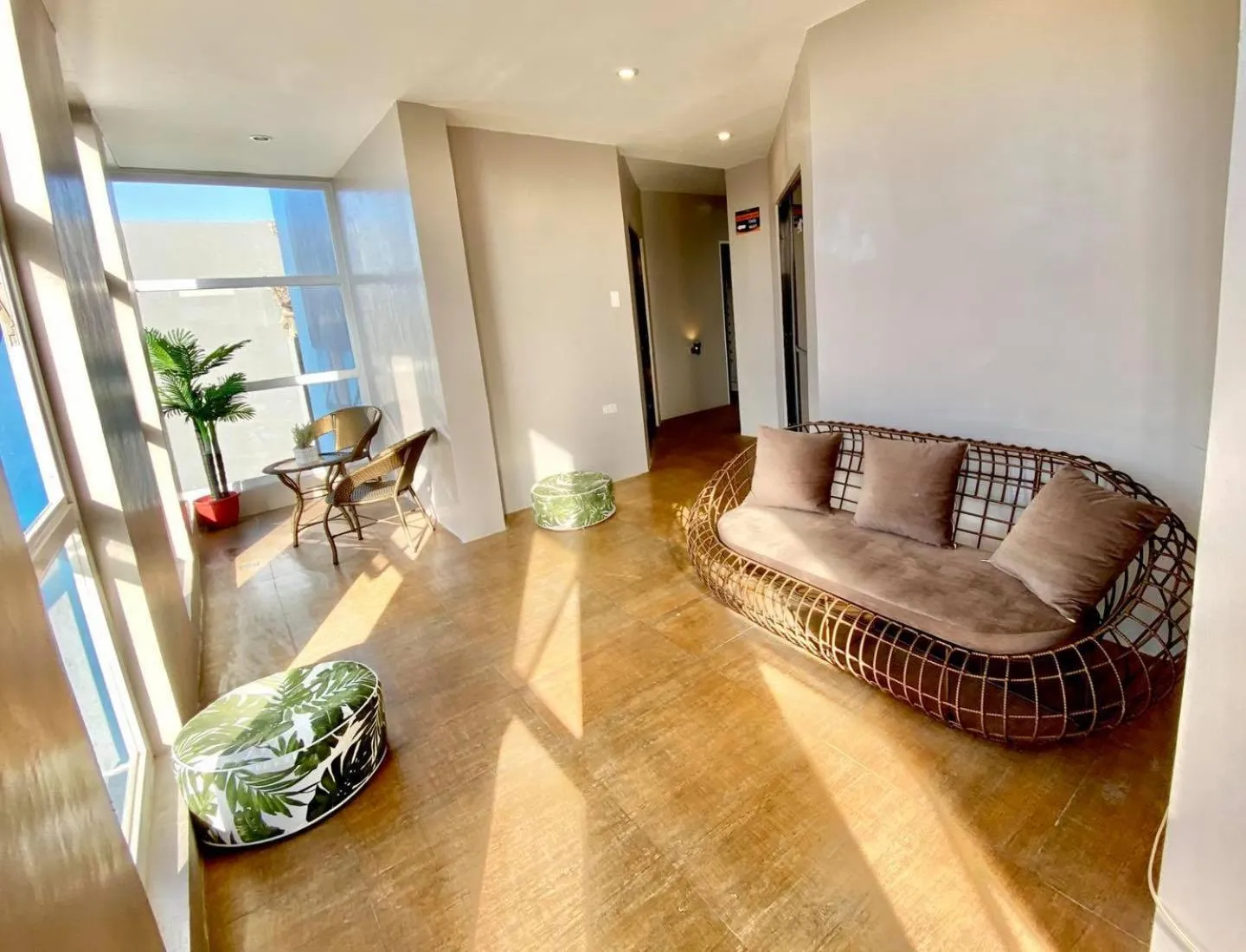 Viajeros Hostel Boracay