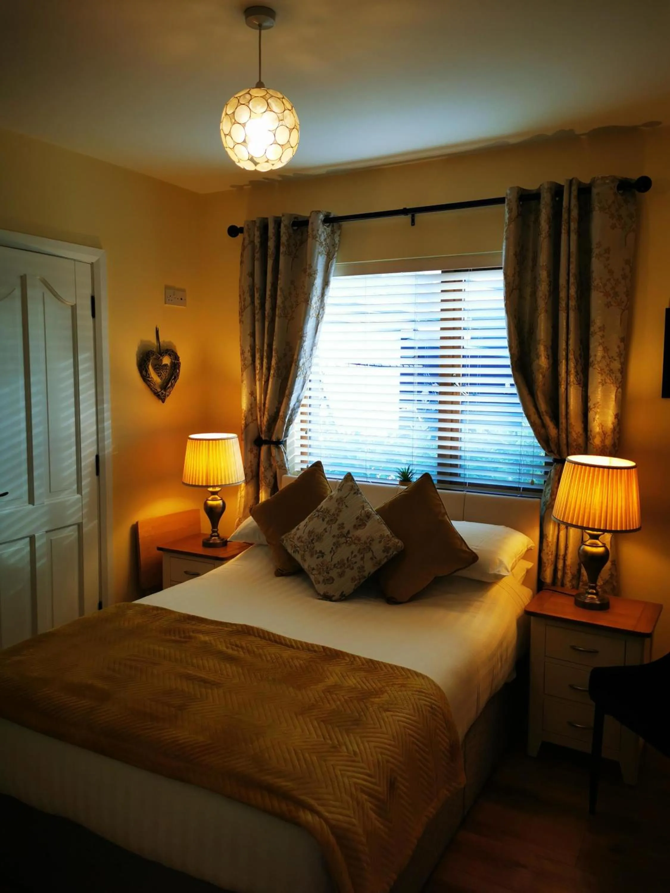 Decorative detail in Ocean Heights B&B