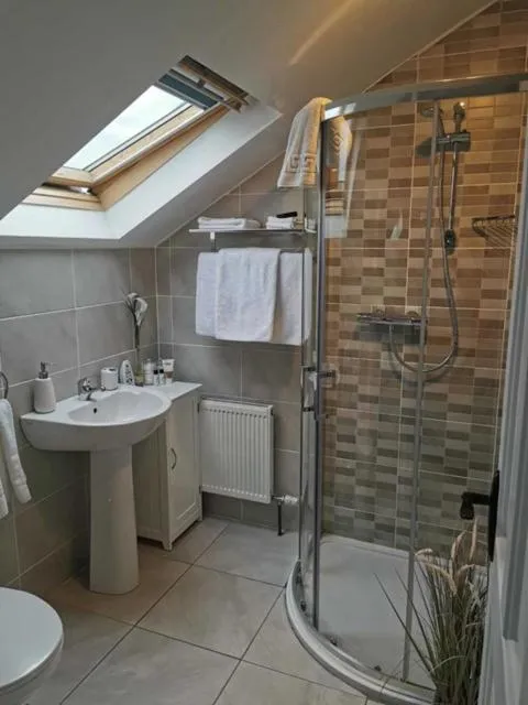 Bathroom in Ocean Heights B&B