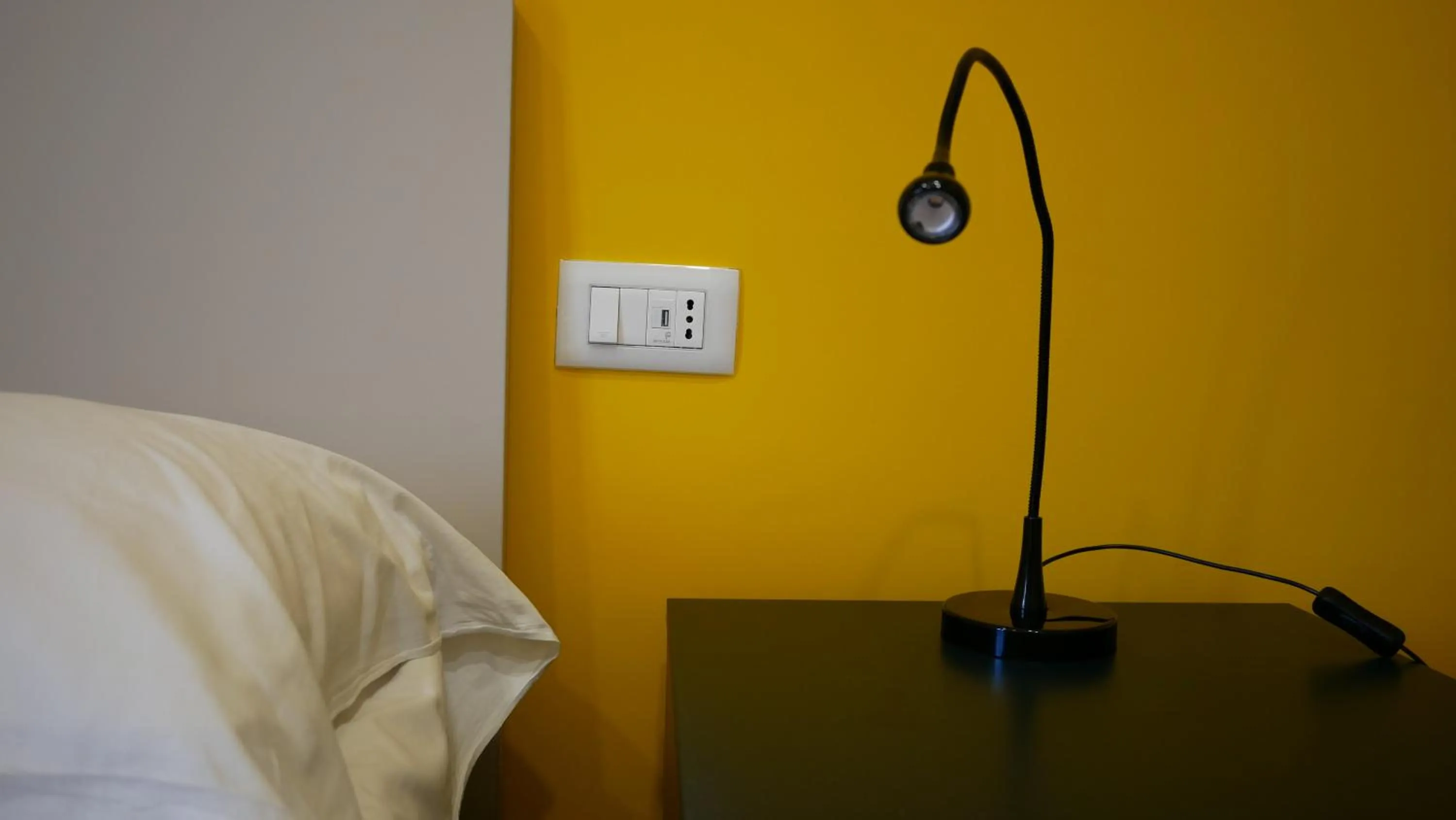 Bedroom, Bed in Terminal 1 Guest House