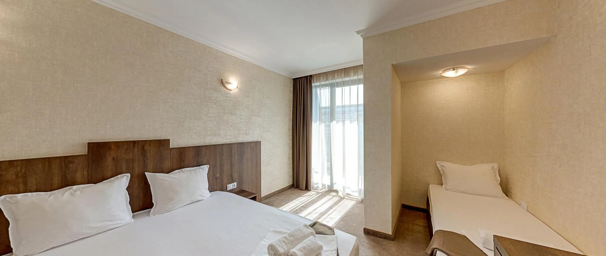 Photo of the whole room in Hotel Pautalia