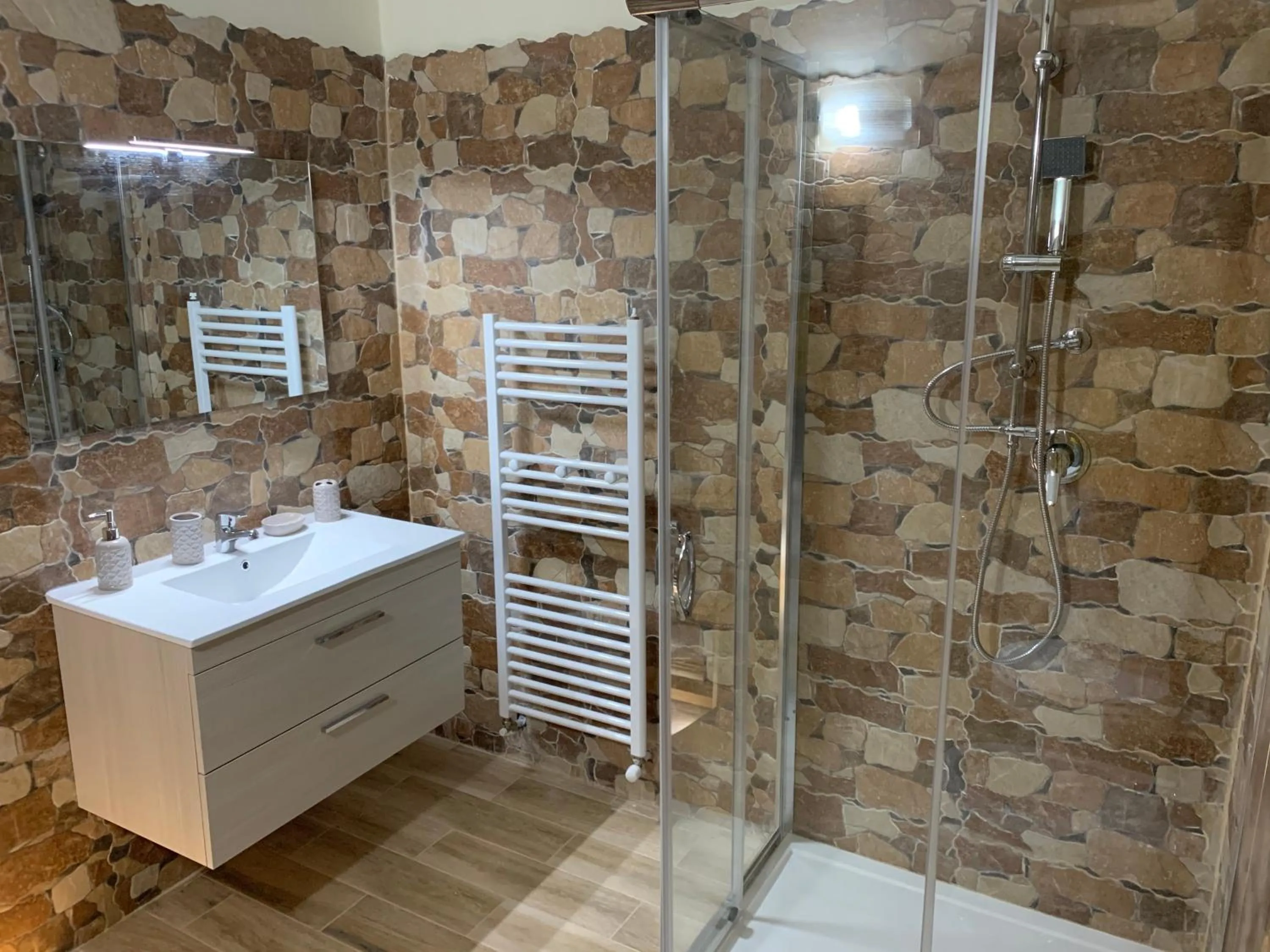 Bathroom in B&B Poseidone