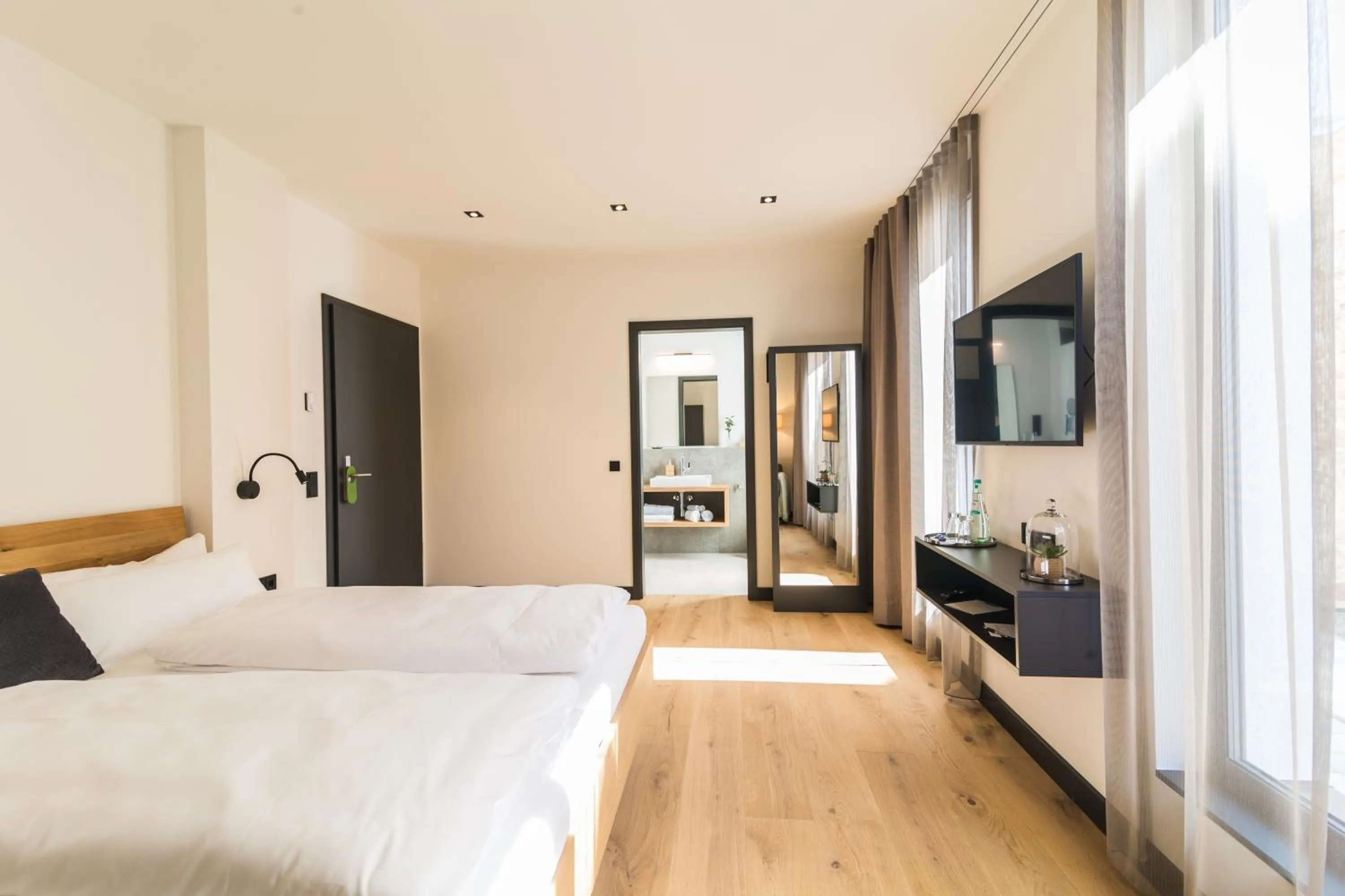 Photo of the whole room, Bed in WeinQuartier Bissersheim