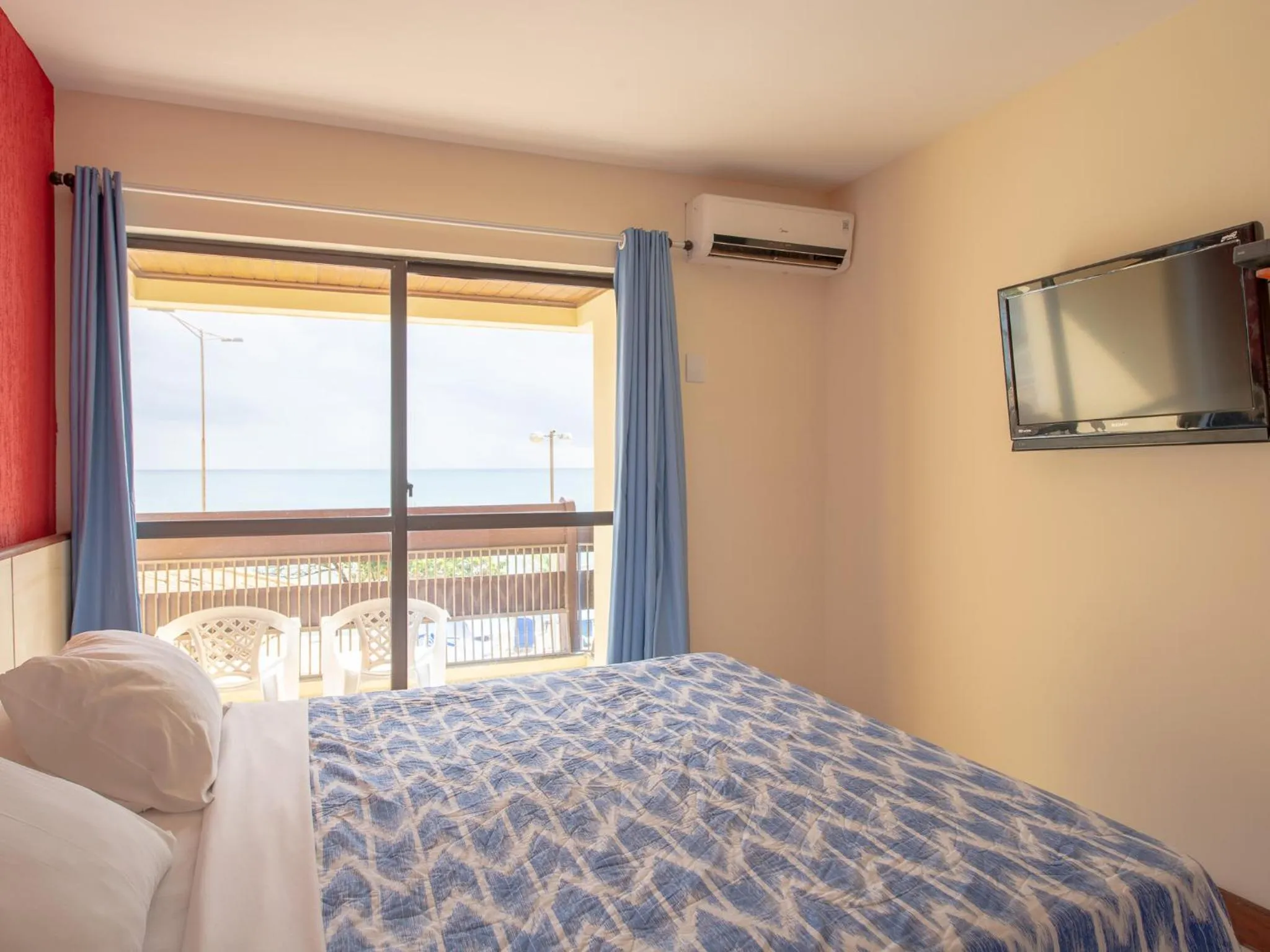 Bed in Happy Hotel Praia Azul