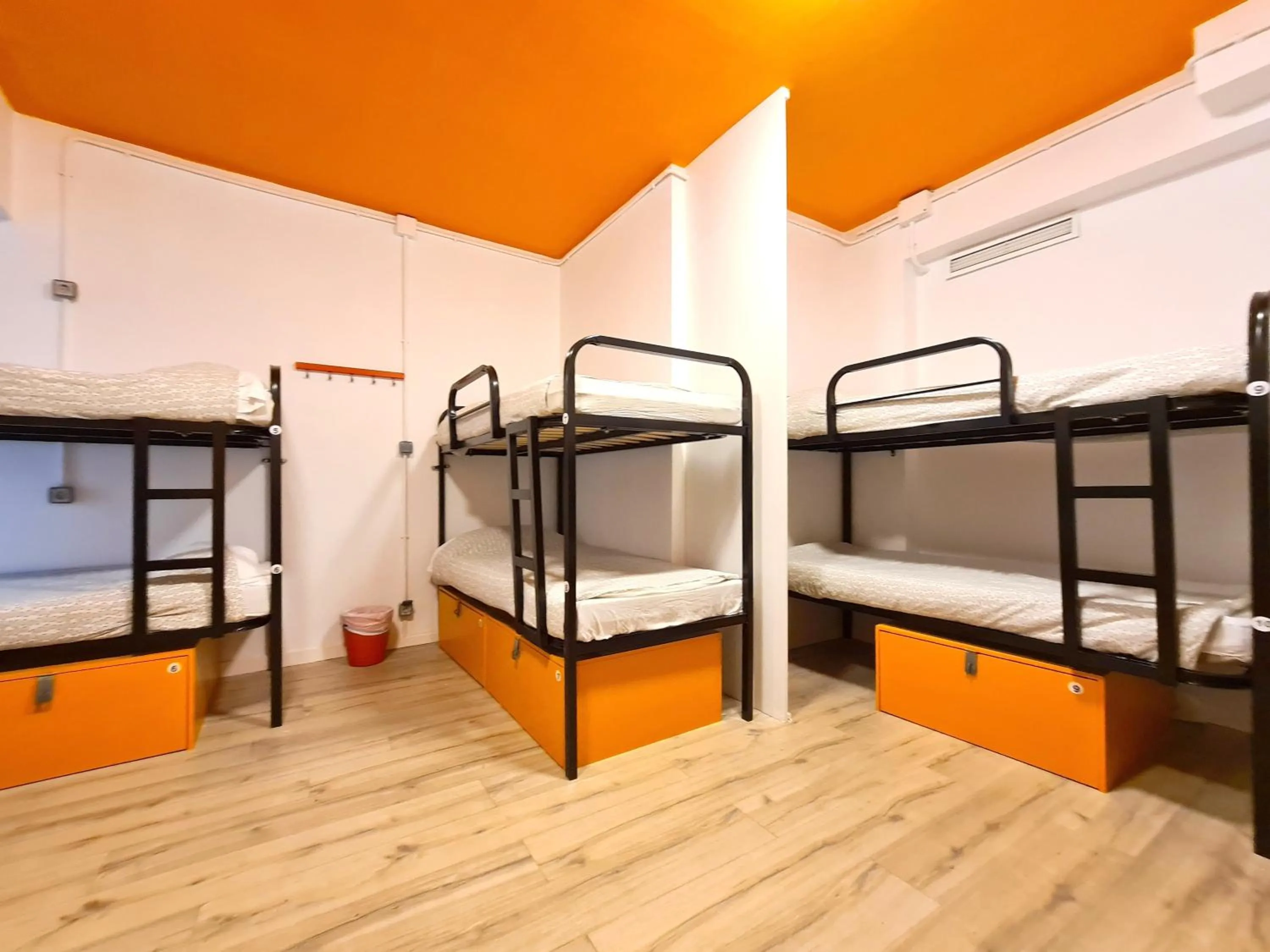 Photo of the whole room, Bed in Arc House Gracia