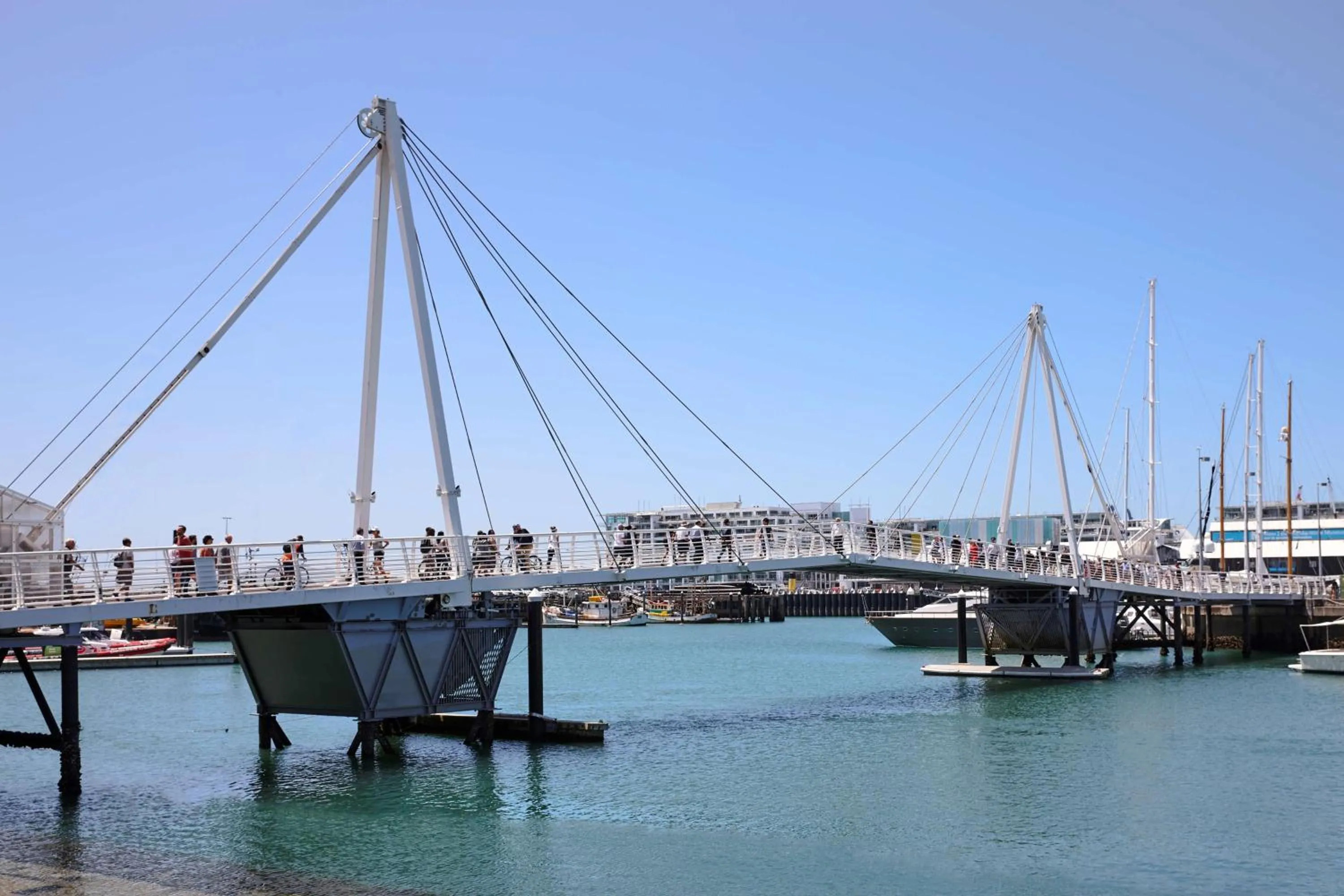 Photo of the whole room in Travelodge Hotel Auckland Wynyard Quarter