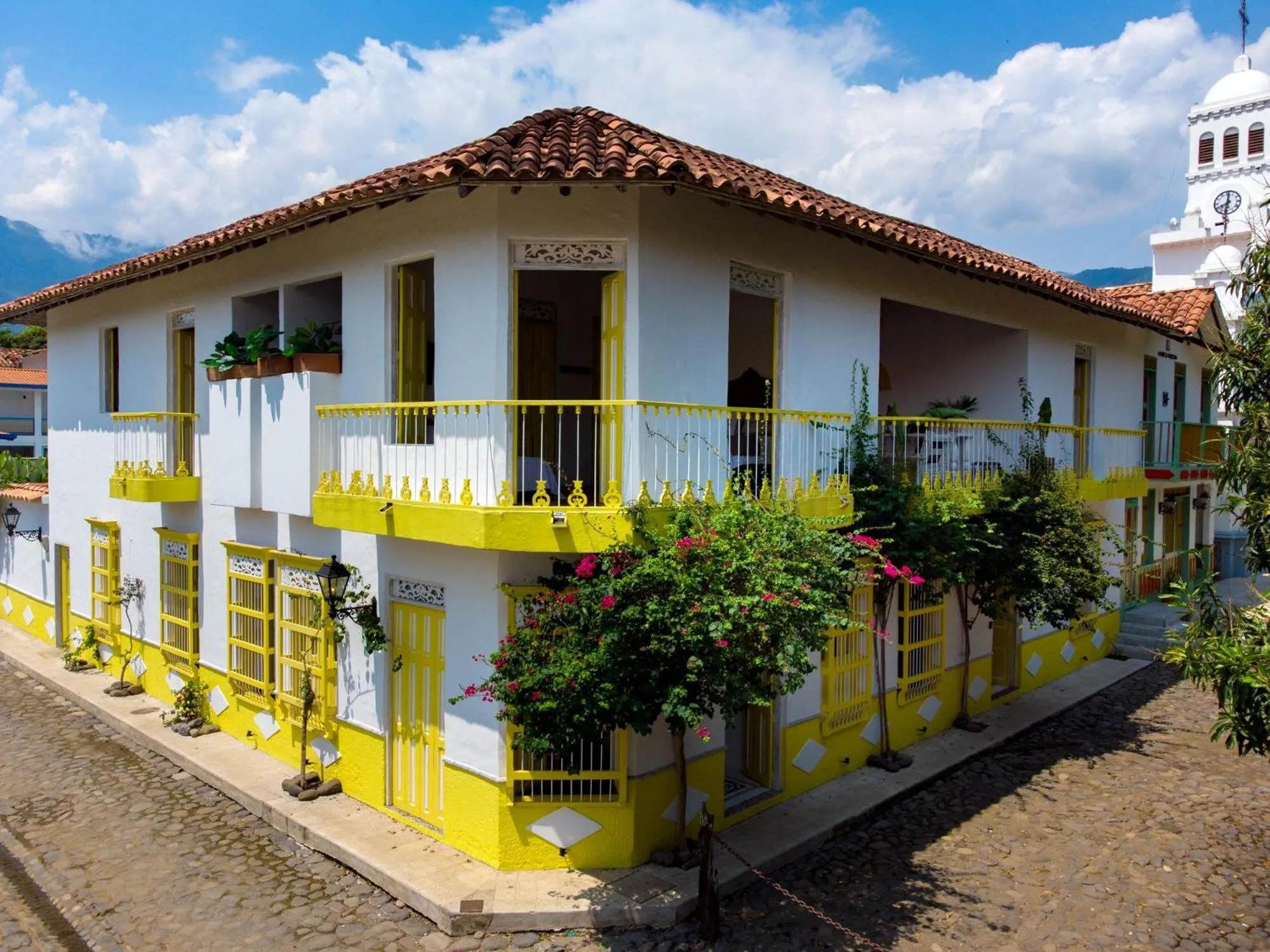Property building in Hotel Boutique Fundadores en Cauca Viejo