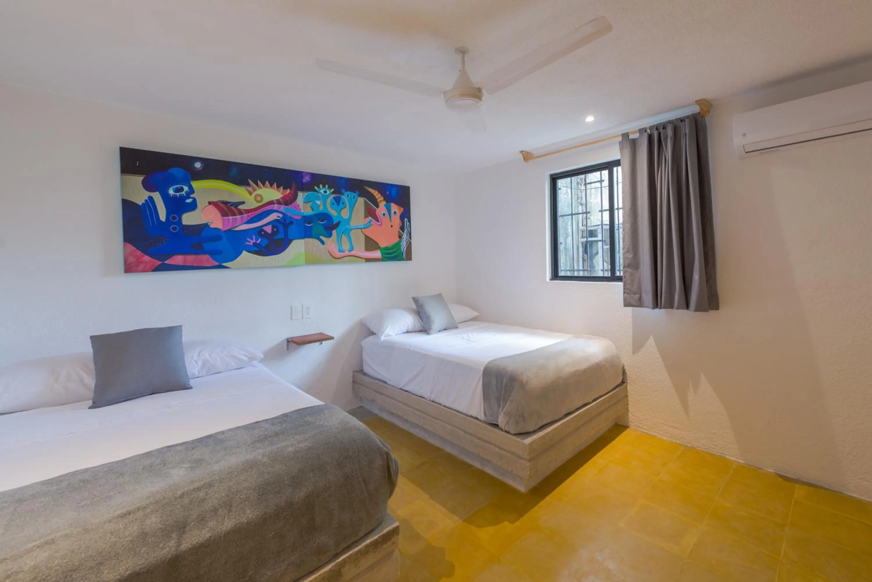 Photo of the whole room, Bed in Art Studios