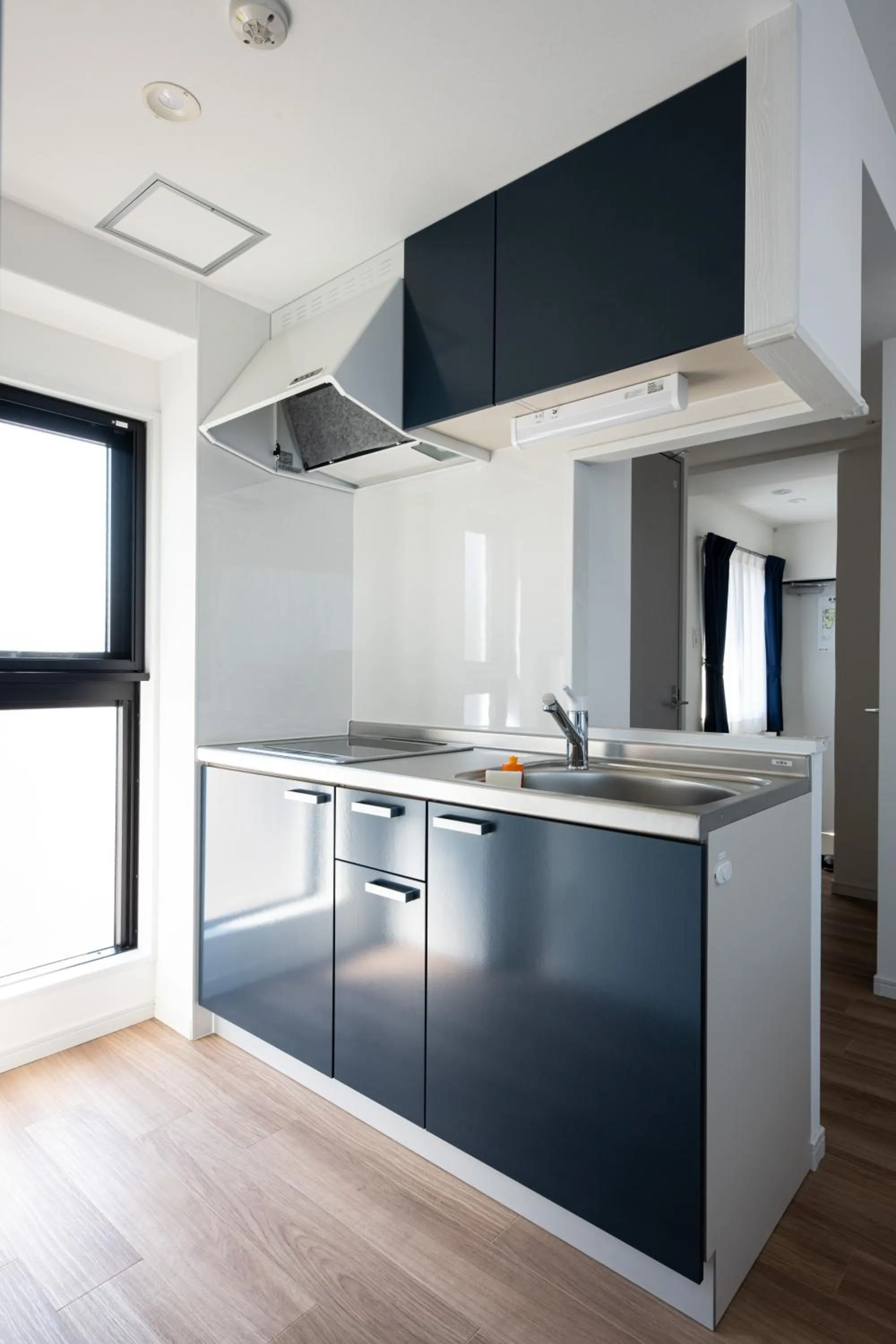 Kitchen or kitchenette in Grand Inn Canalside