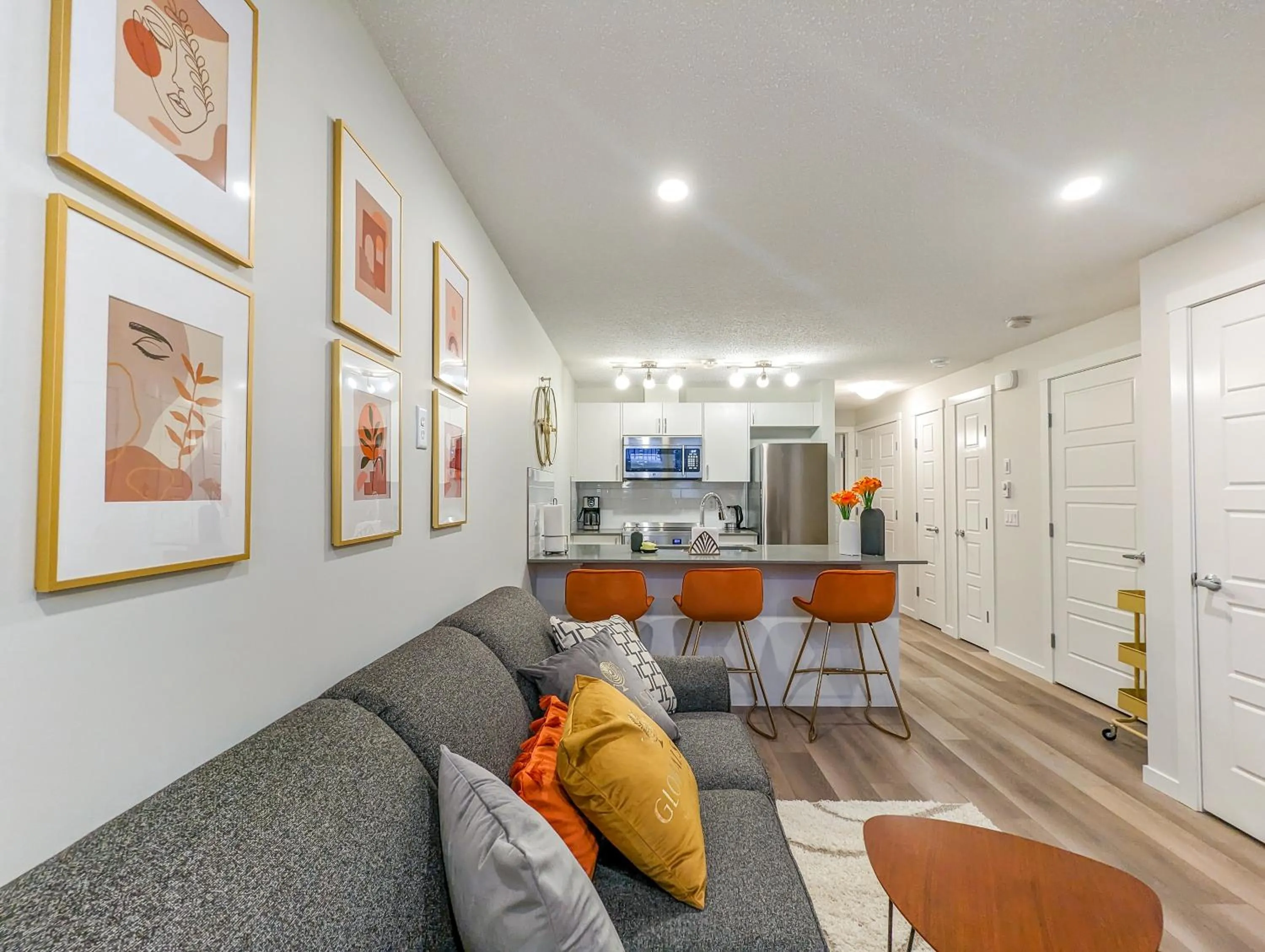 Kitchen or kitchenette in GLOBALSTAY New Apartments in Cranbrook Free street parking