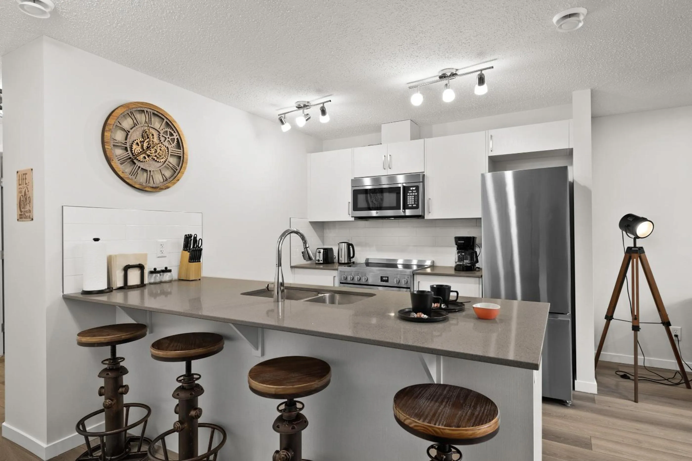 Coffee/tea facilities in GLOBALSTAY New Apartments in Cranbrook Free street parking