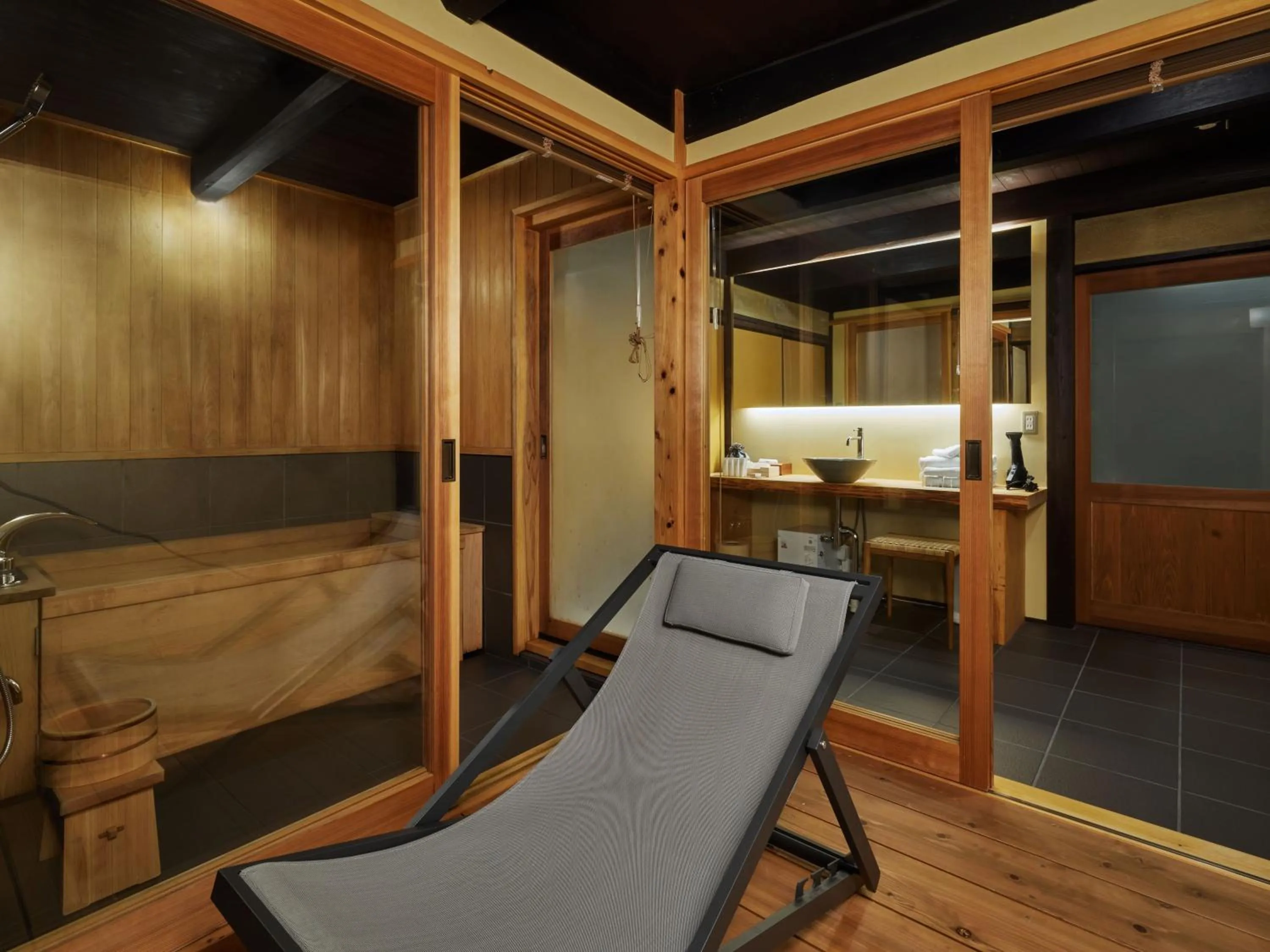 Bathroom in NIPPONIA HOTEL Ozu Castle Town