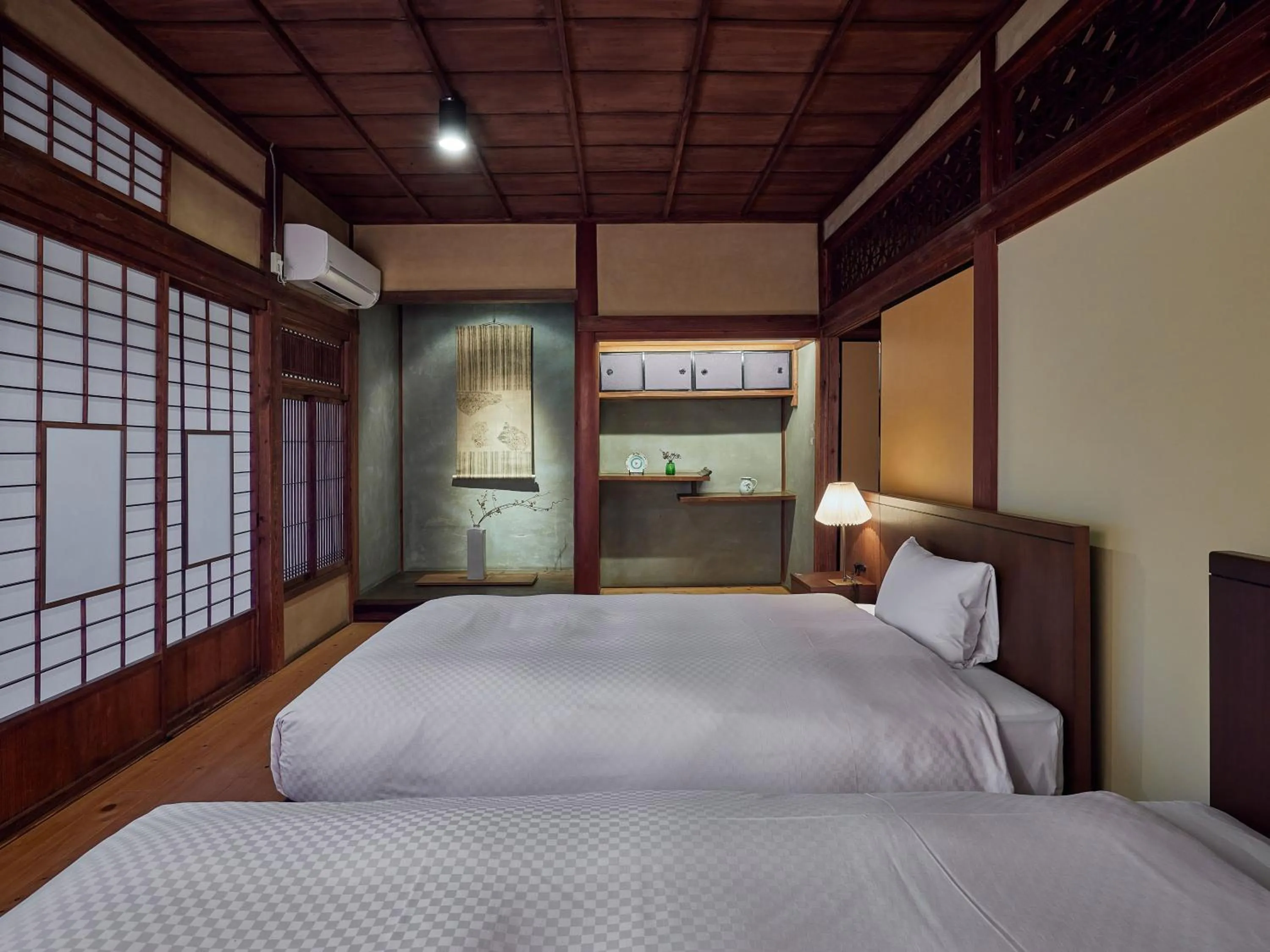 Bedroom, Bed in NIPPONIA HOTEL Ozu Castle Town
