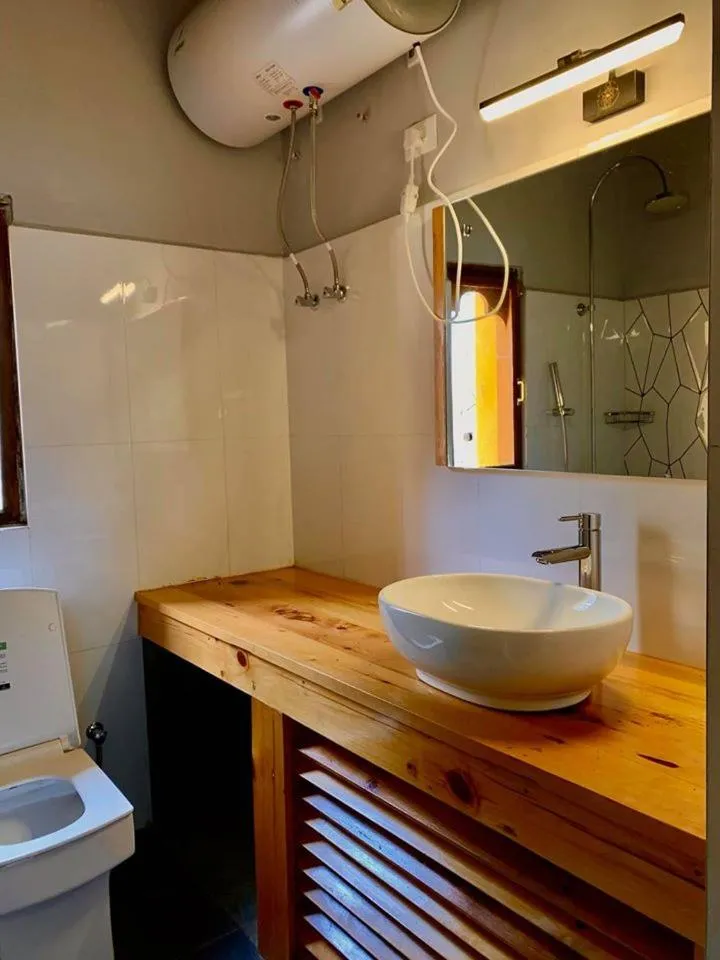 Toilet in Dzi Pema