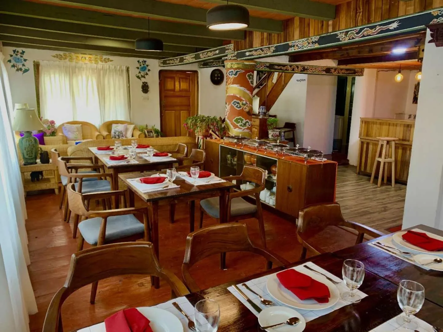Restaurant/places to eat in Dzi Pema