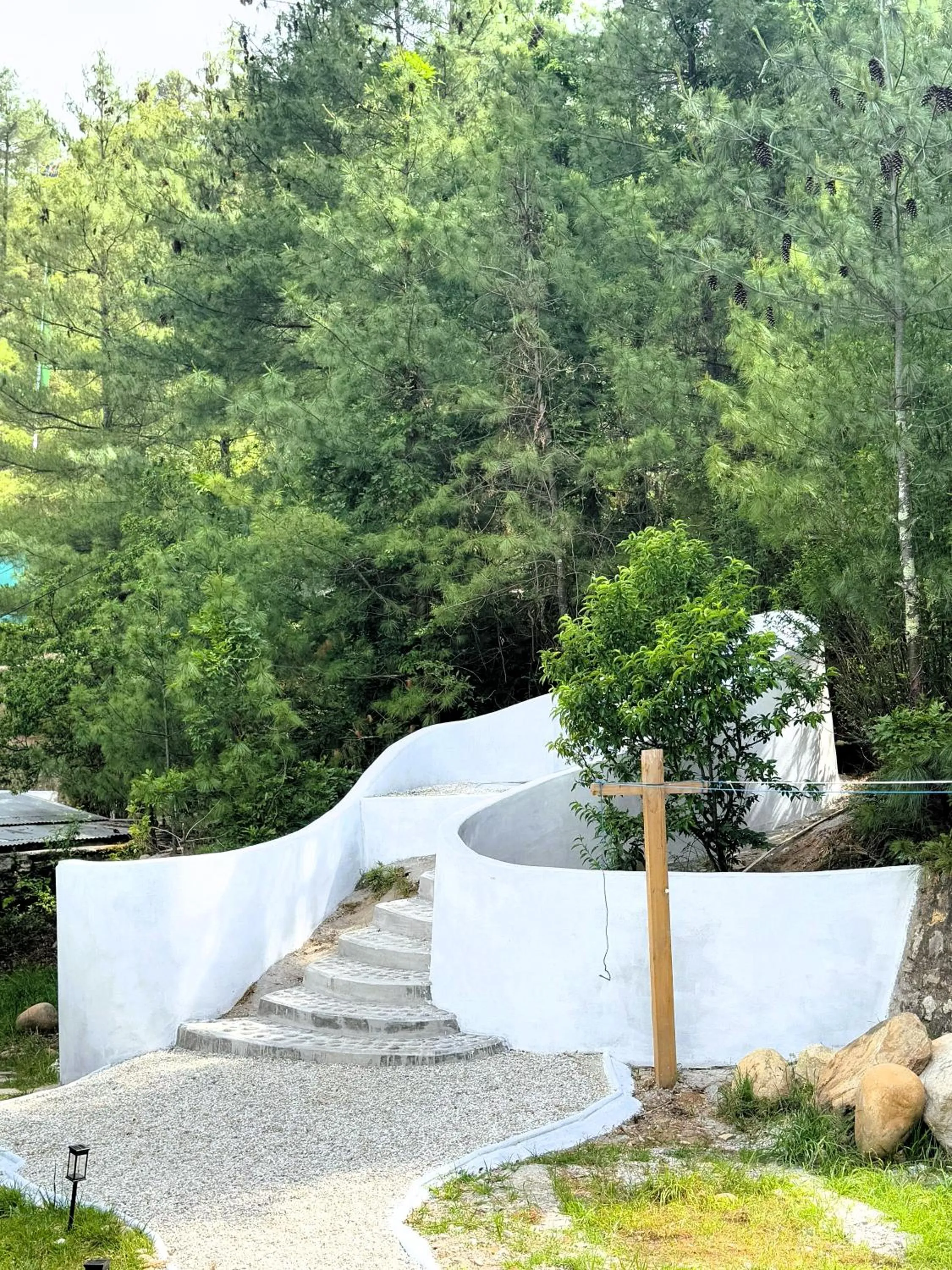 Hot Tub in Dzi Pema