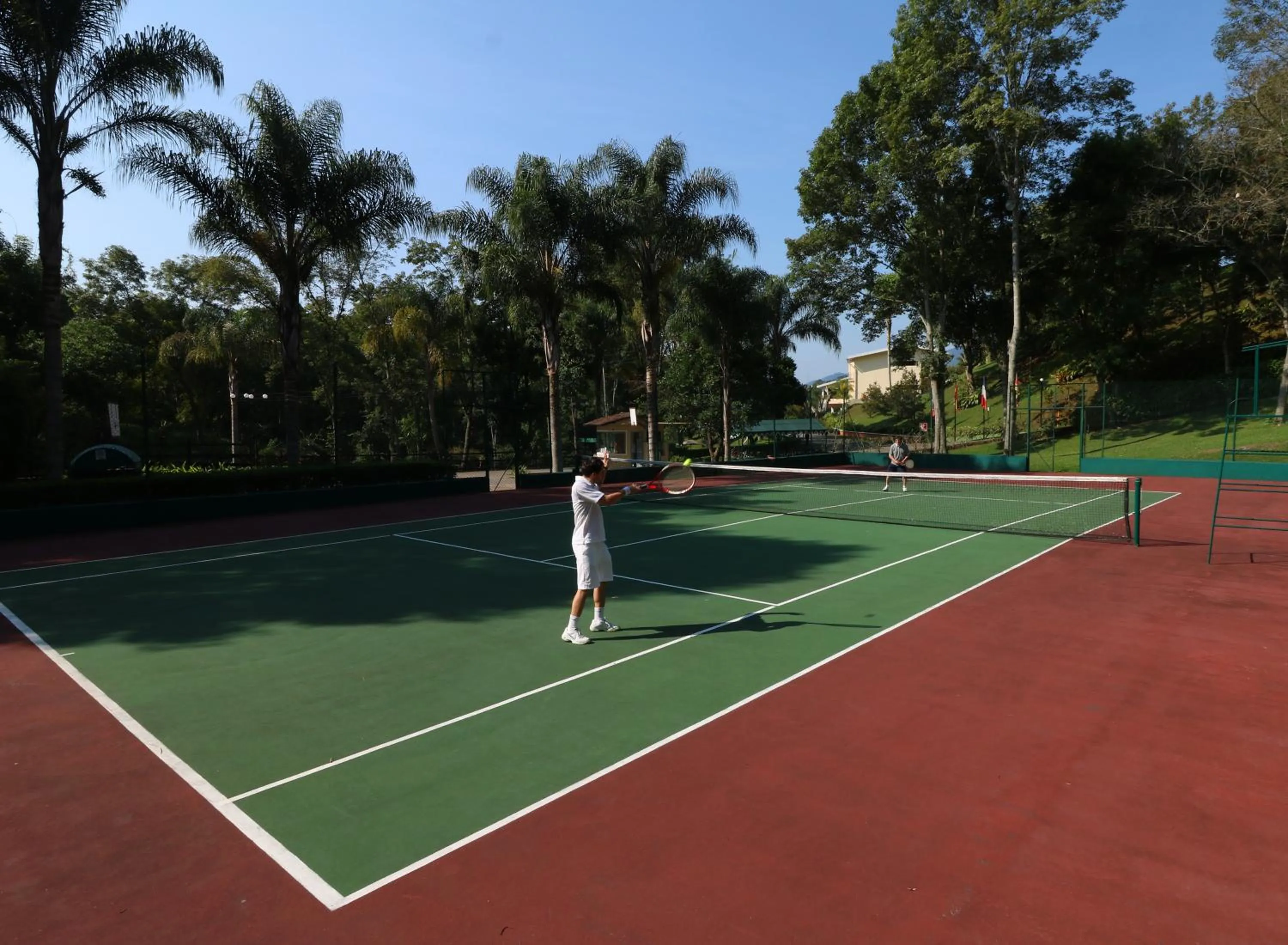 Tennis court in Mision Los Cocuyos Alta Montana