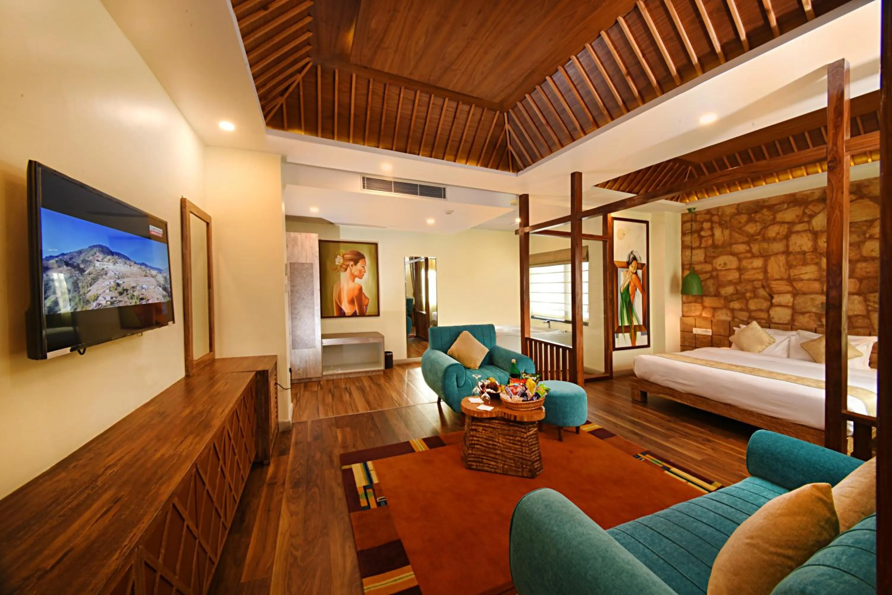 Photo of the whole room, Bed in Woodapple Hotel and Spa