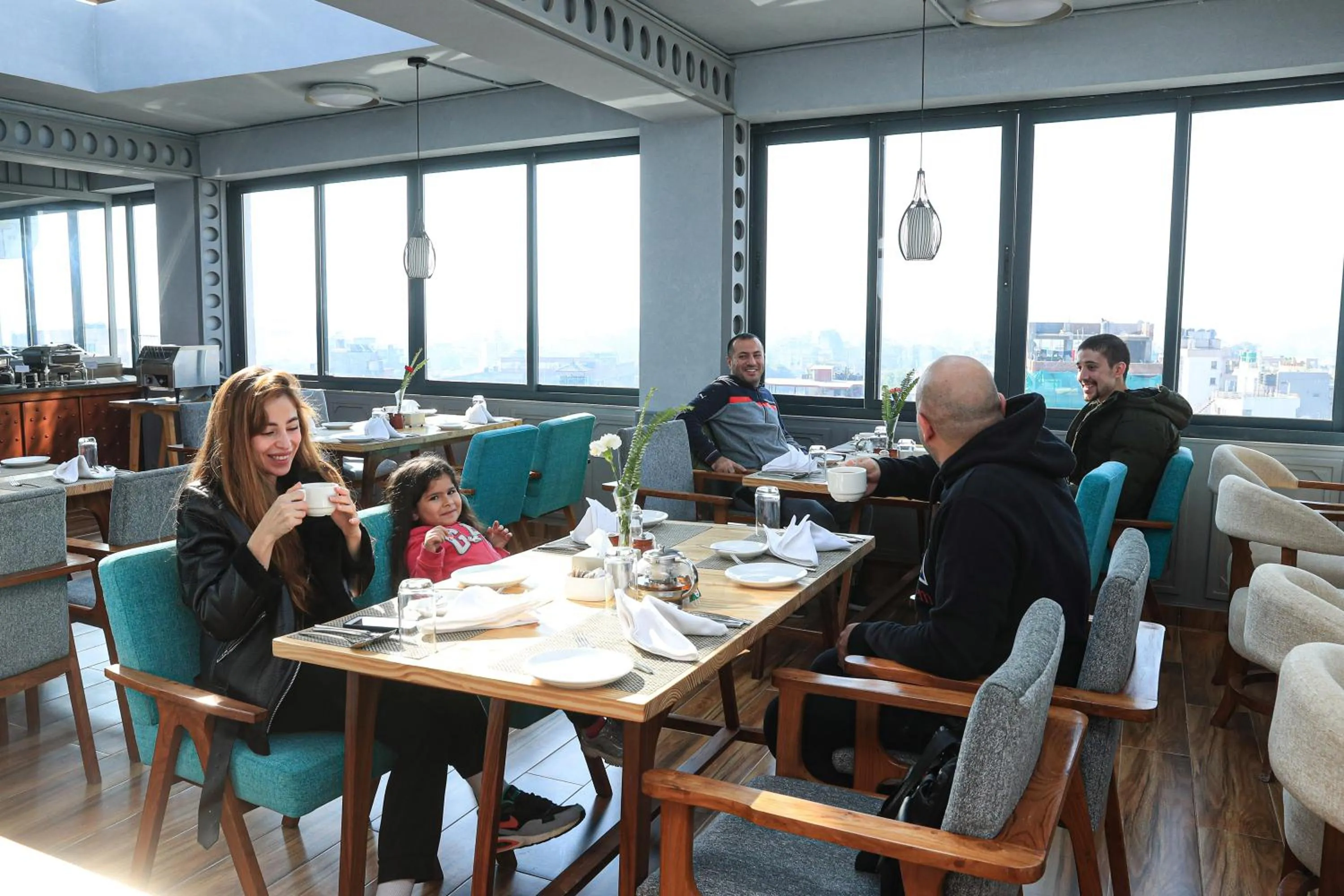 Restaurant/places to eat in Woodapple Hotel and Spa