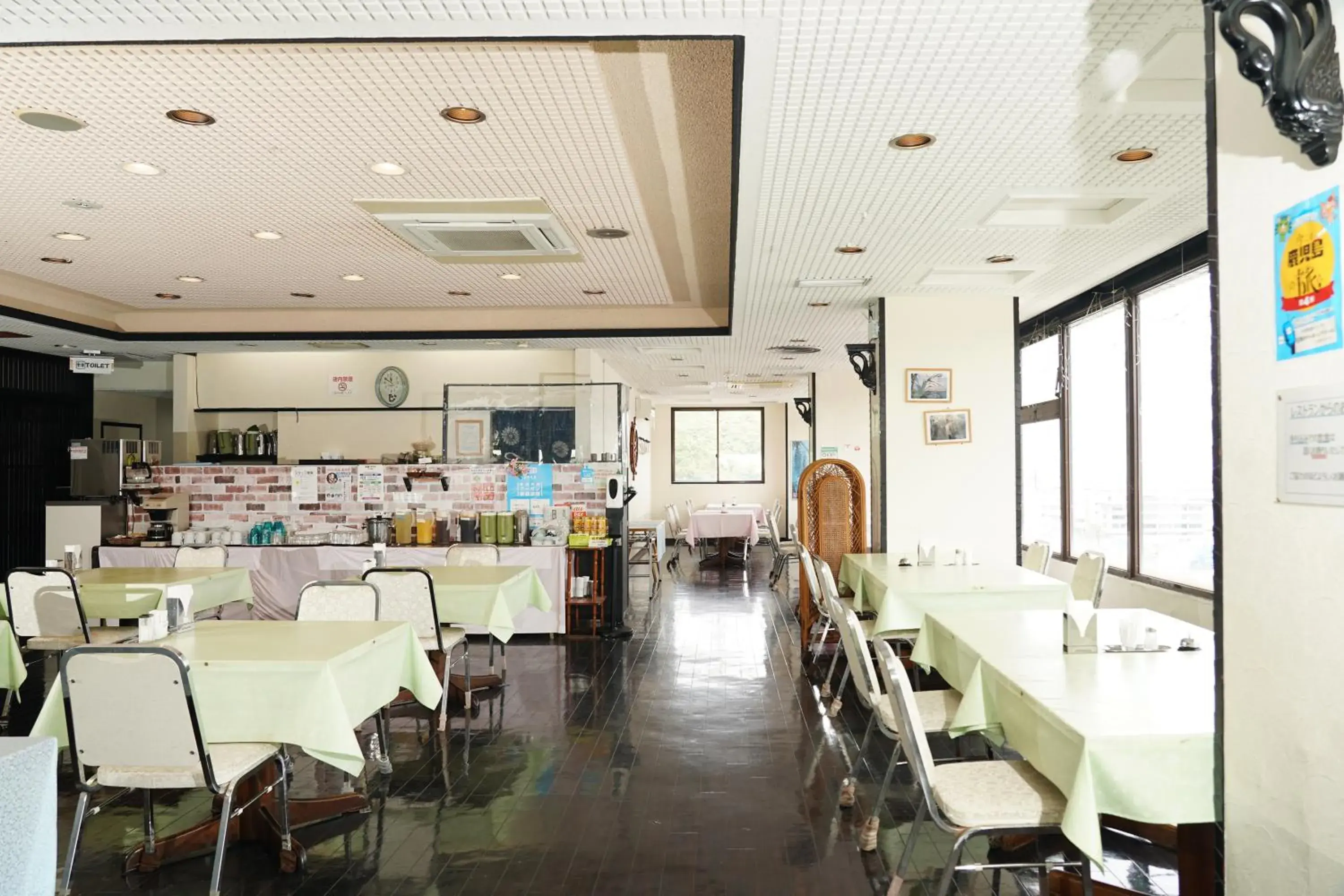 Restaurant/places to eat in Amami Port Tower Hotel Restaurant/places to eat in Amami Port Tower Hotel