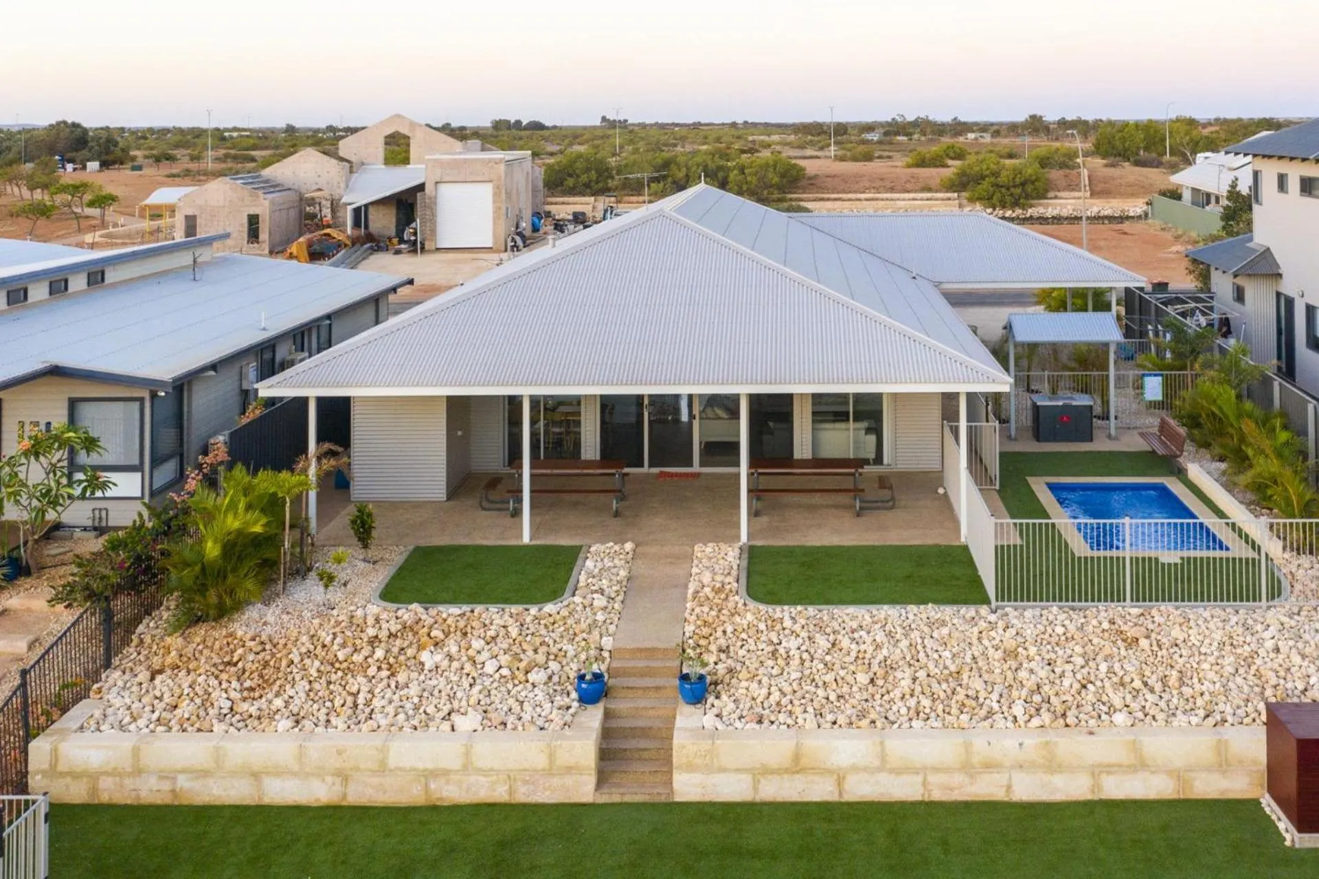 4 Corella Court - Pool and Jetty 12m max