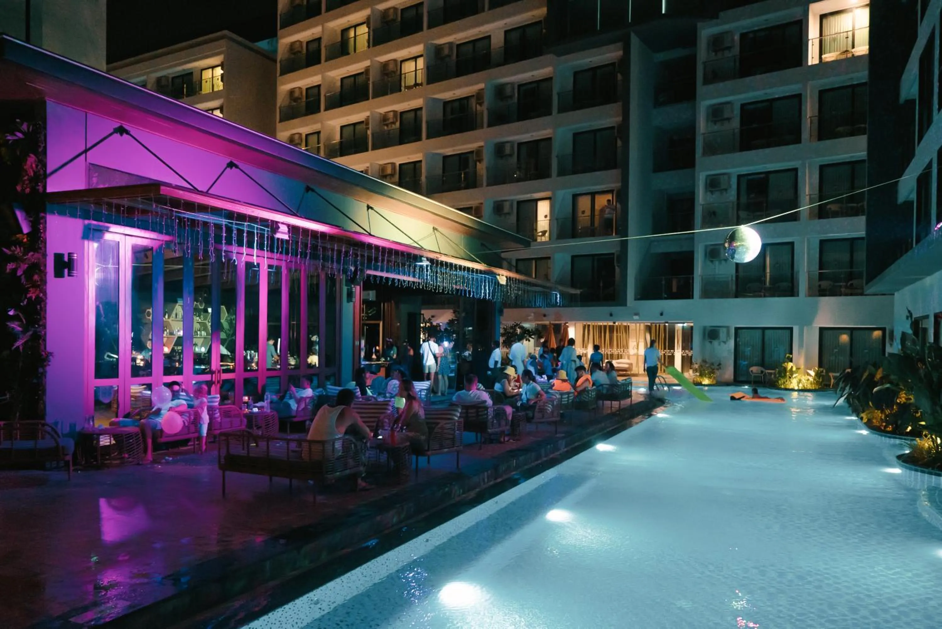 Lounge or bar in Wekata Luxury