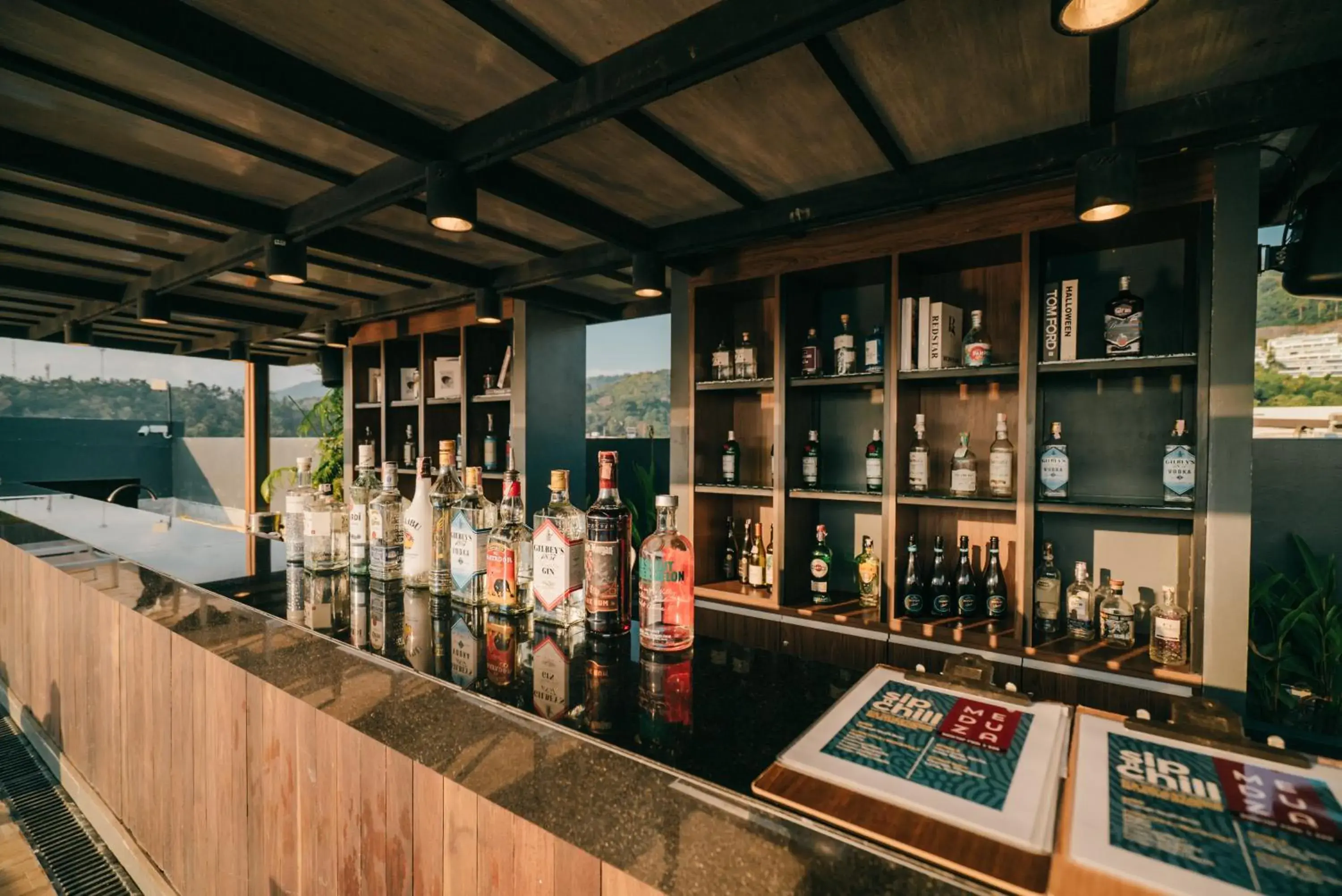 Lounge or bar in Wekata Luxury Lounge or bar in Wekata Luxury