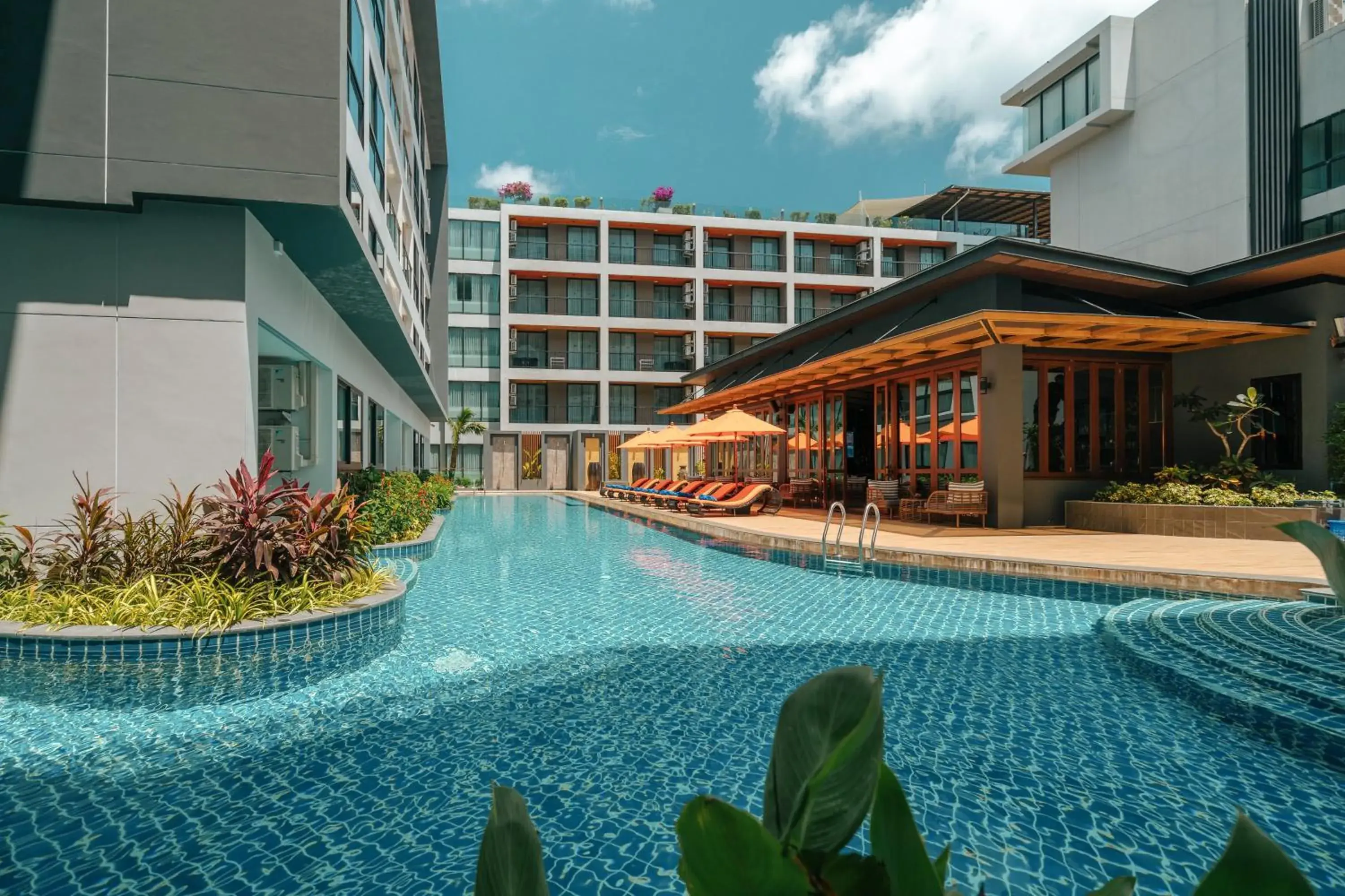 Swimming pool in Wekata Luxury Swimming pool in Wekata Luxury