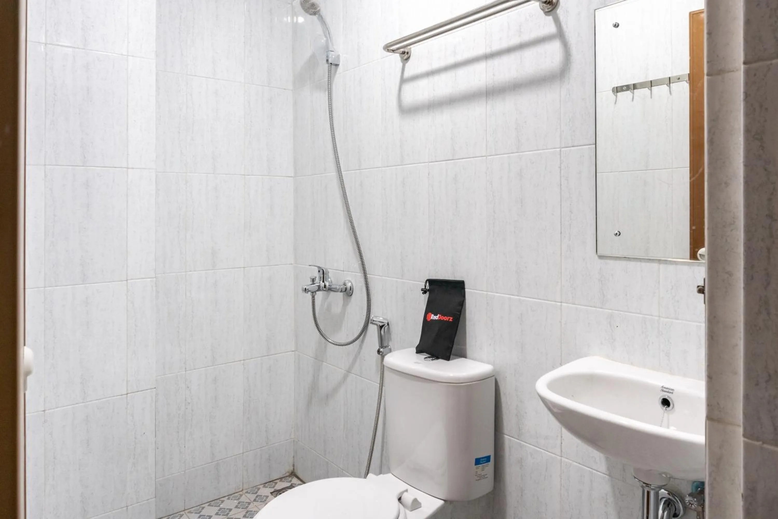 RedDoorz near Manhattan Square Medan