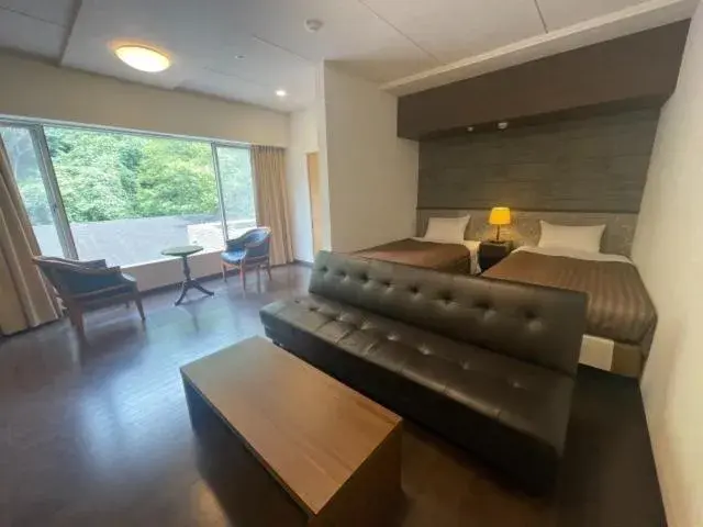 Twin Room with Mountain View - single occupancy in Nishiizu Crystal View Hotel Twin Room with Mountain View - single occupancy in Nishiizu Crystal View Hotel