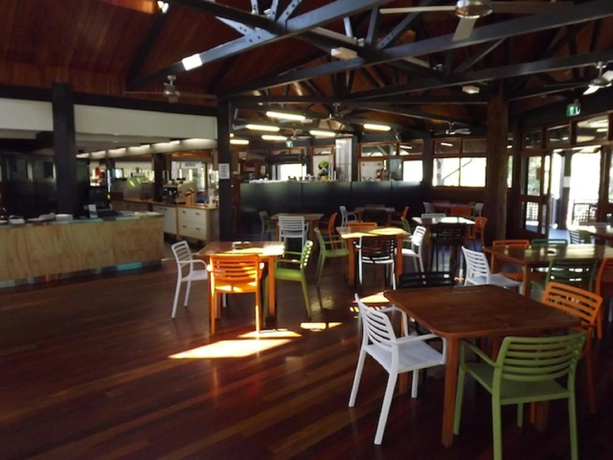 Restaurant/places to eat in Fraser Island Retreat