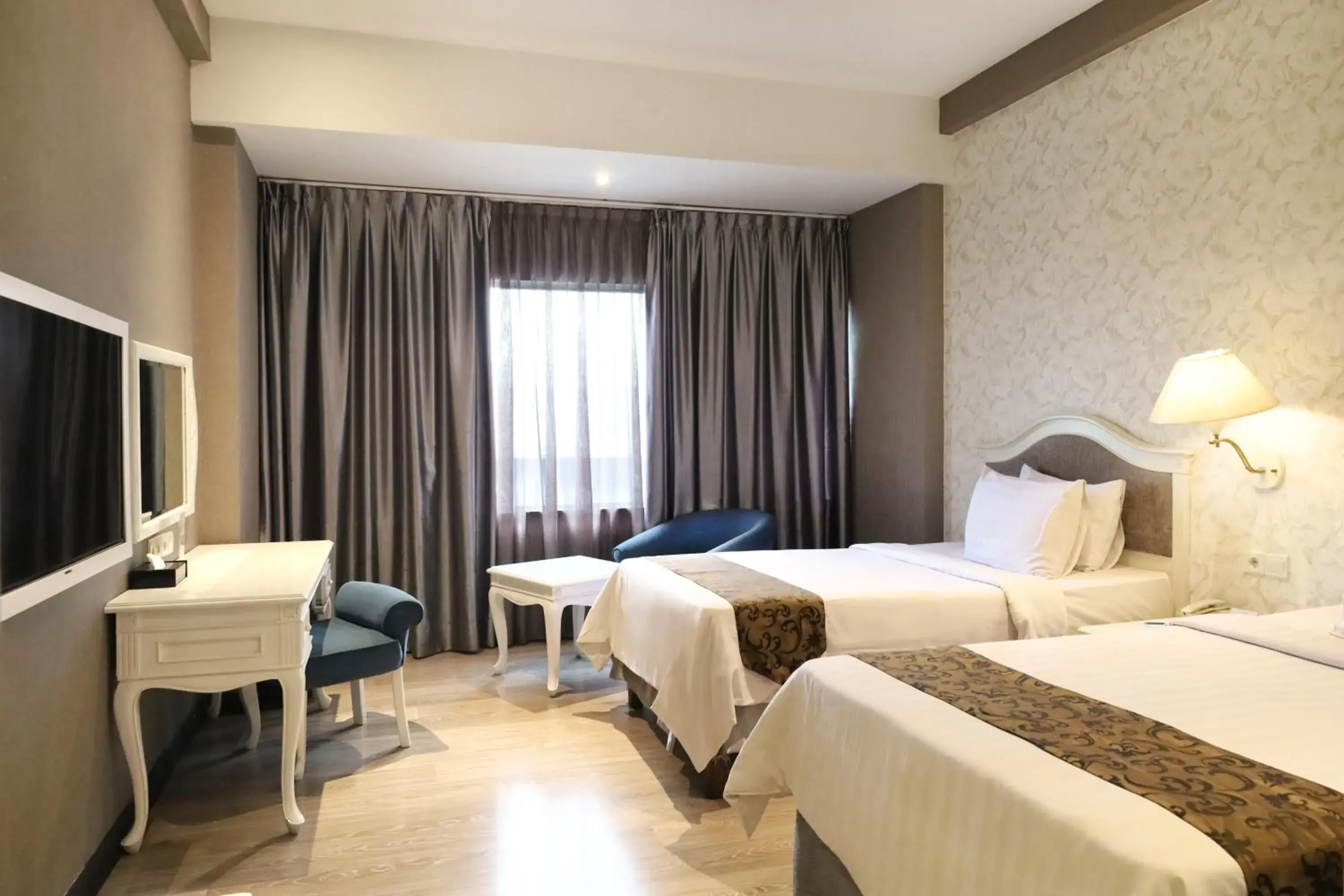 Superior Deluxe Twin Room in Le Polonia Hotel & Convention Medan Superior Deluxe Twin Room in Le Polonia Hotel & Convention Medan