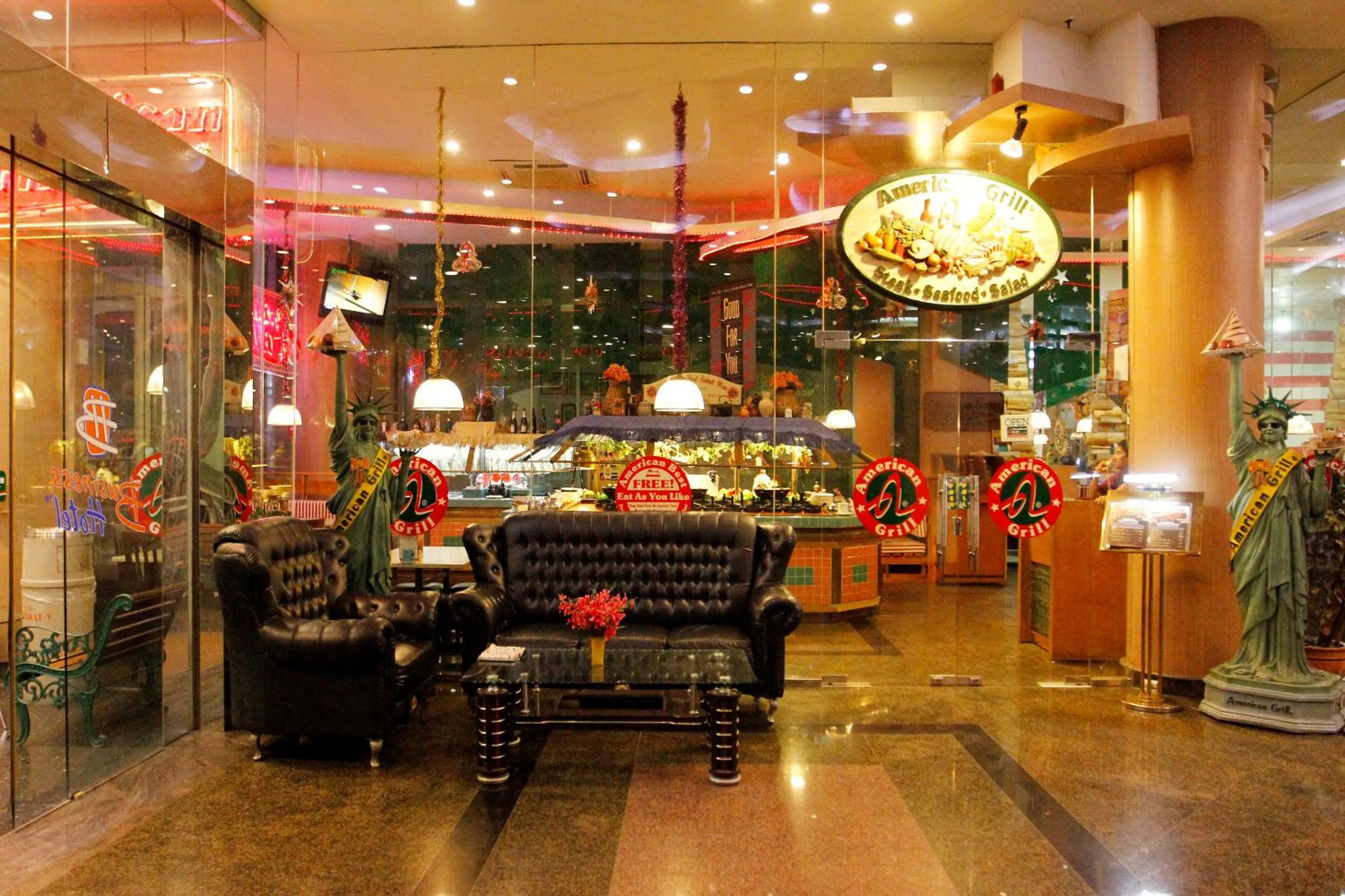 Restaurant/places to eat in Business Hotel