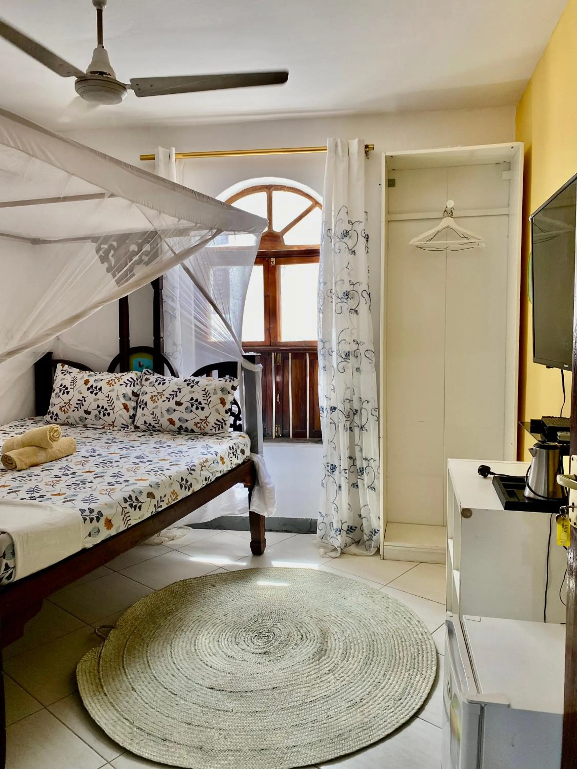 Bed in Kelele Square