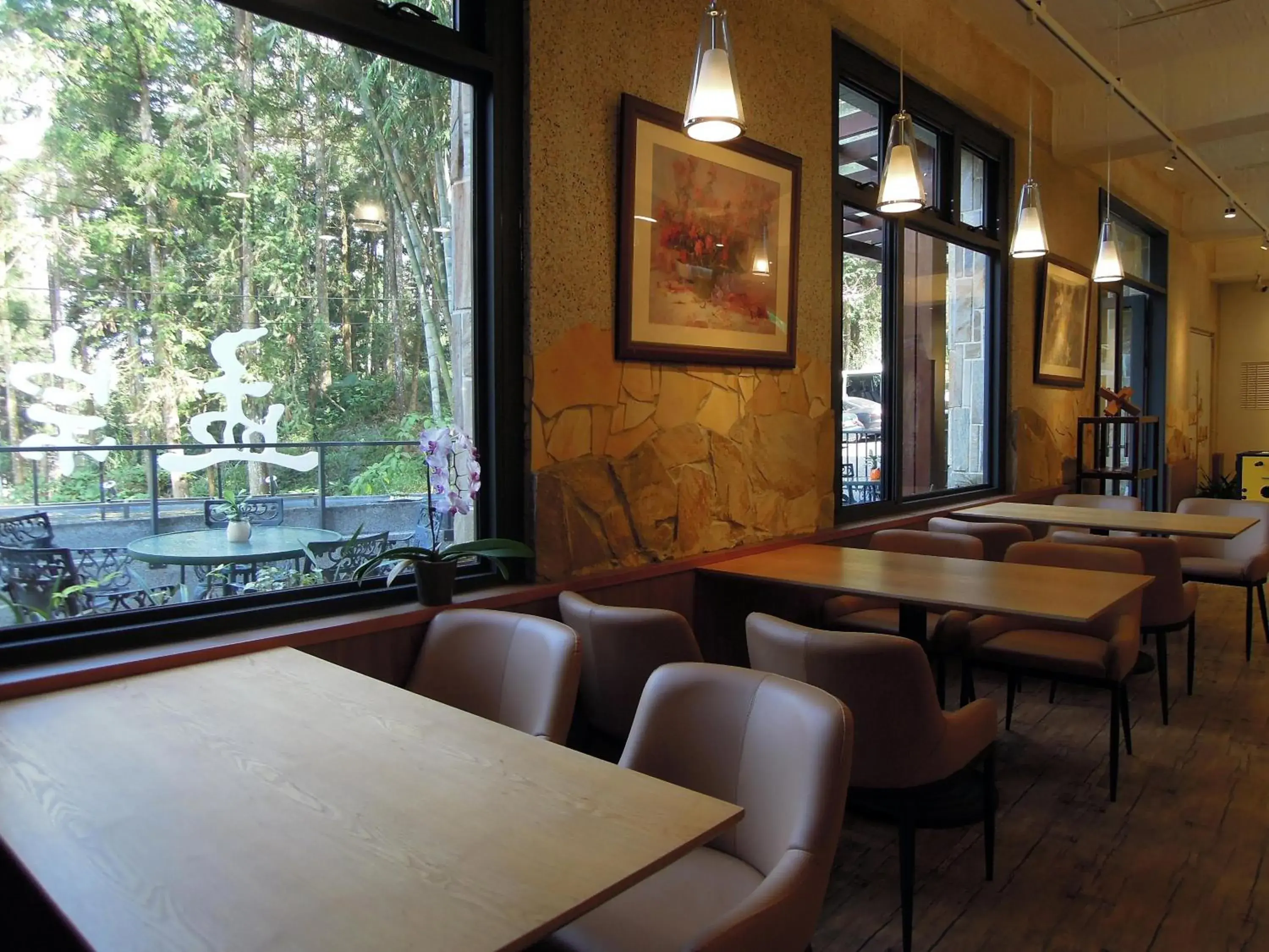 Restaurant/places to eat in Ginkgo Hotel Restaurant/places to eat in Ginkgo Hotel