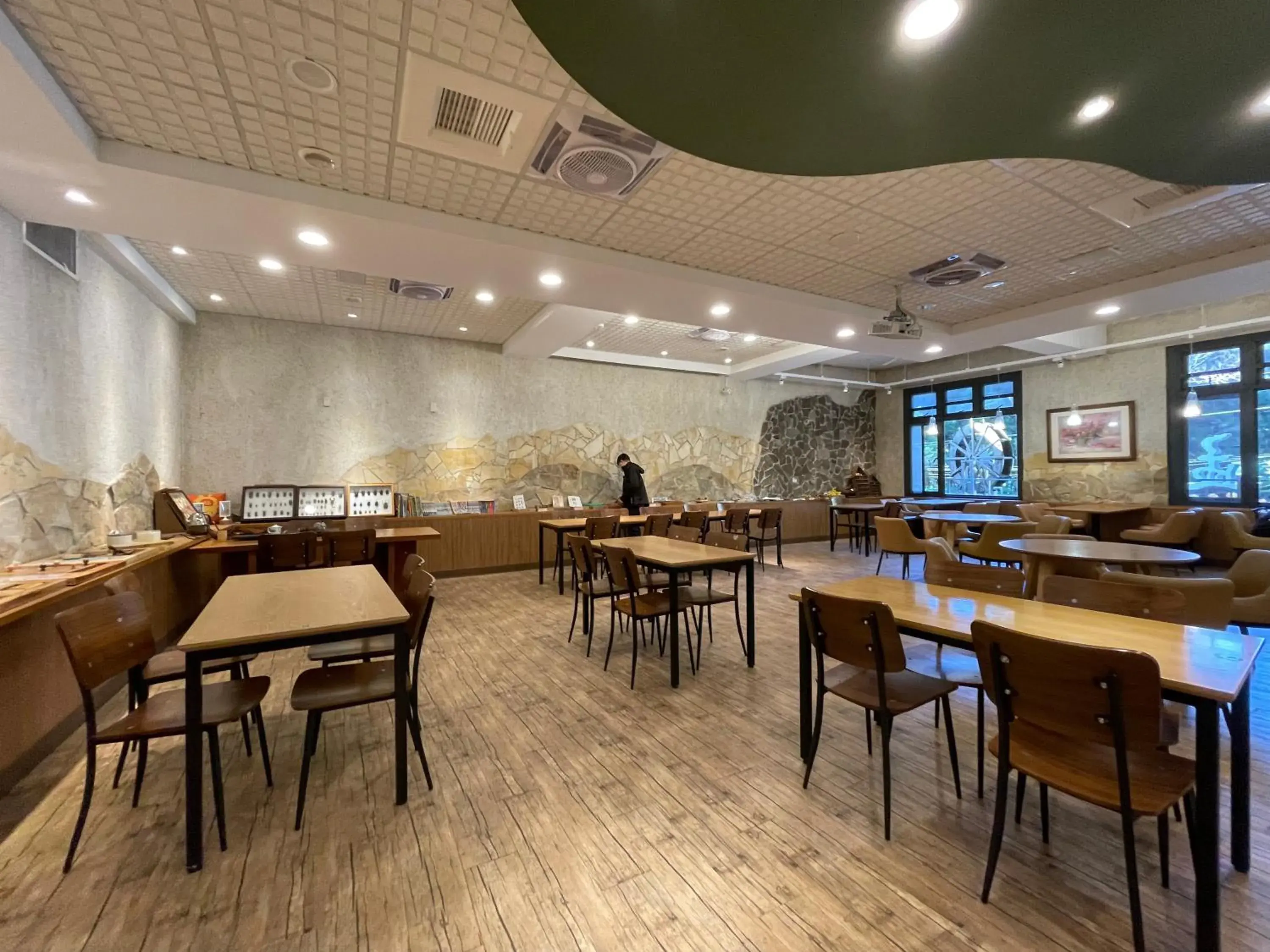 Restaurant/places to eat in Ginkgo Hotel Restaurant/places to eat in Ginkgo Hotel