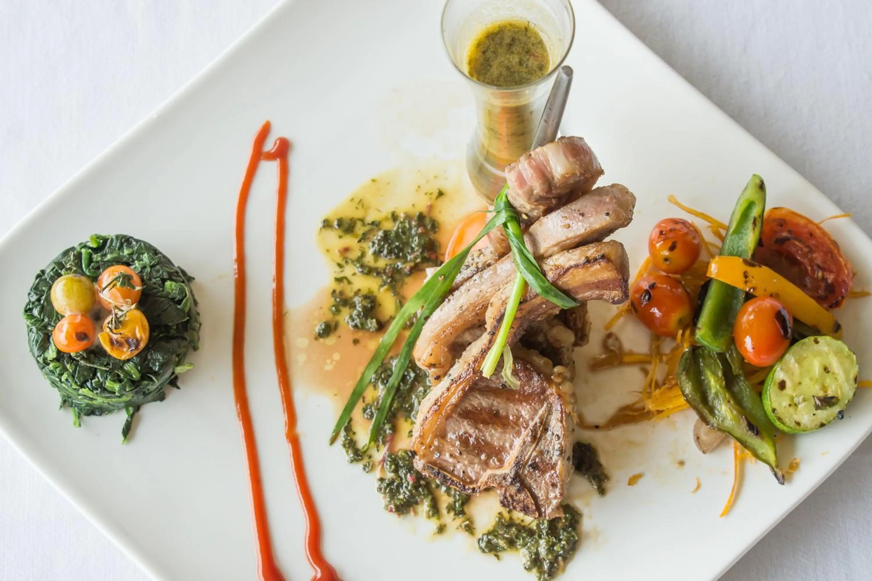 Restaurant/places to eat in The Natural Garden Resort