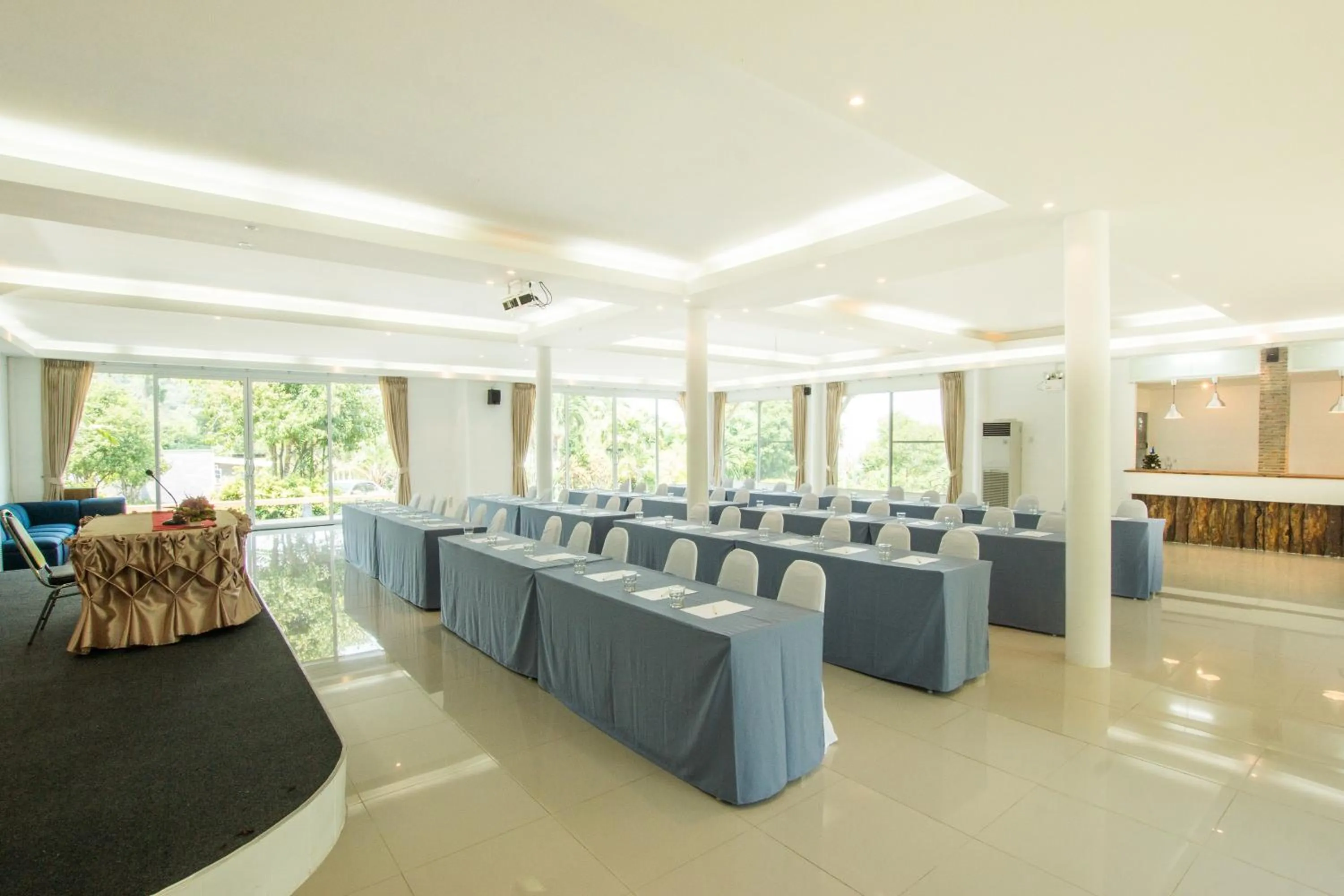 Seating area in The Natural Garden Resort