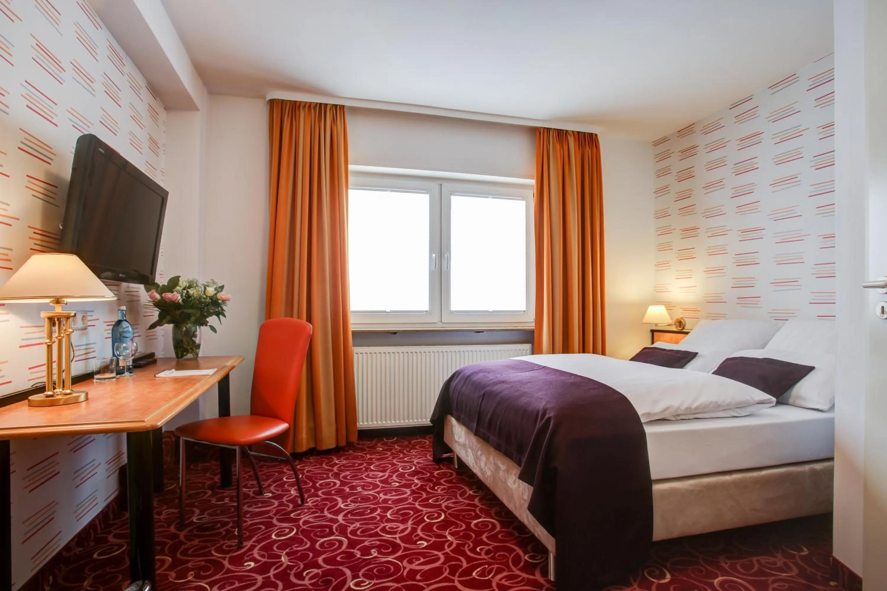 Bed in Rhein Neckar Hotel