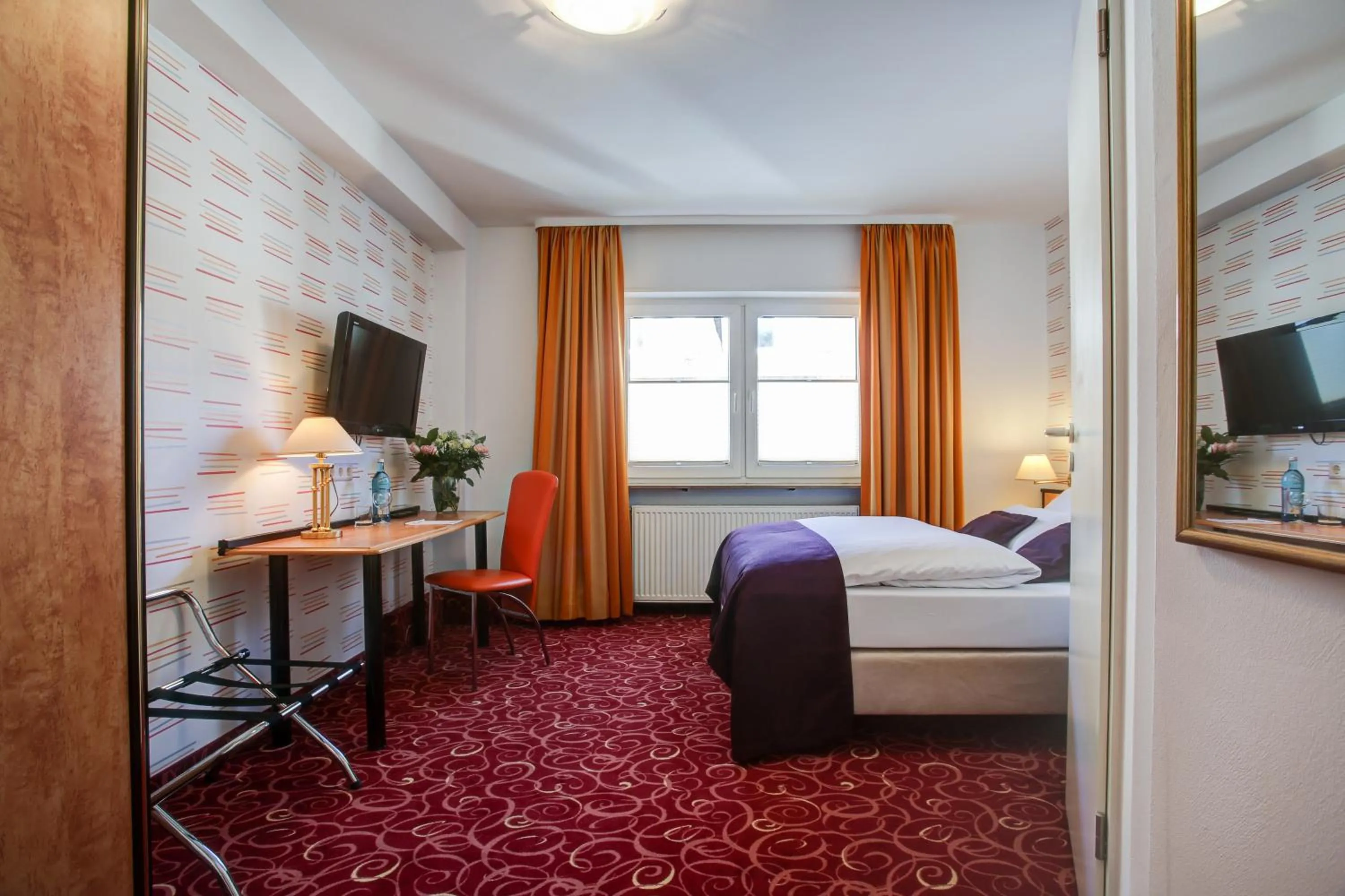 Bed in Rhein Neckar Hotel