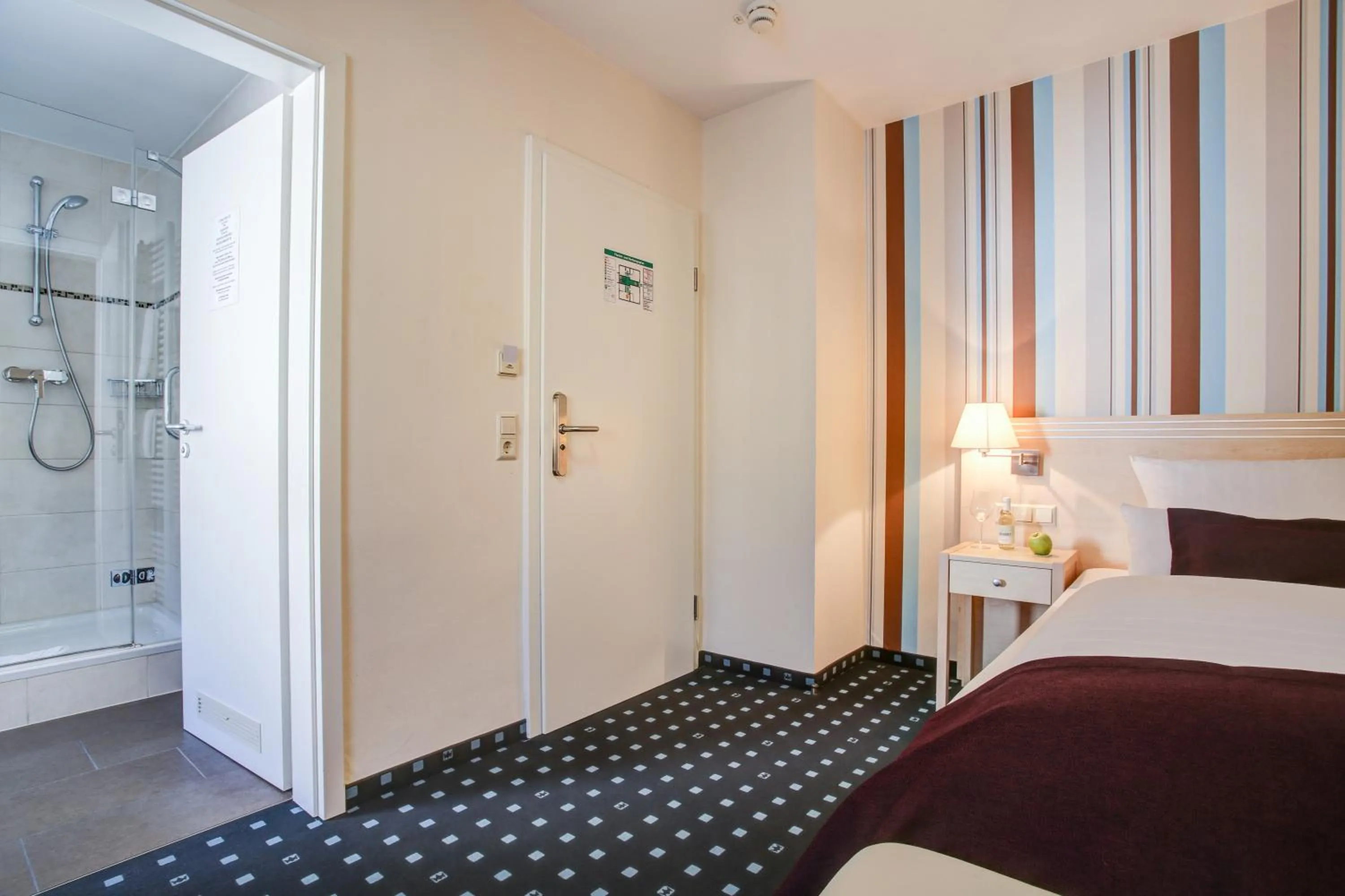 Bed in Rhein Neckar Hotel