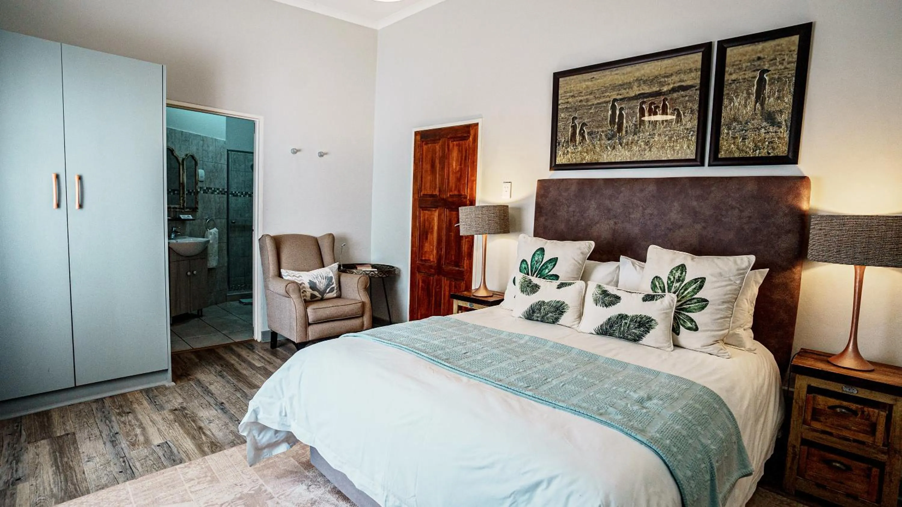 Photo of the whole room, Bed in Jonkershoek Guest Farm