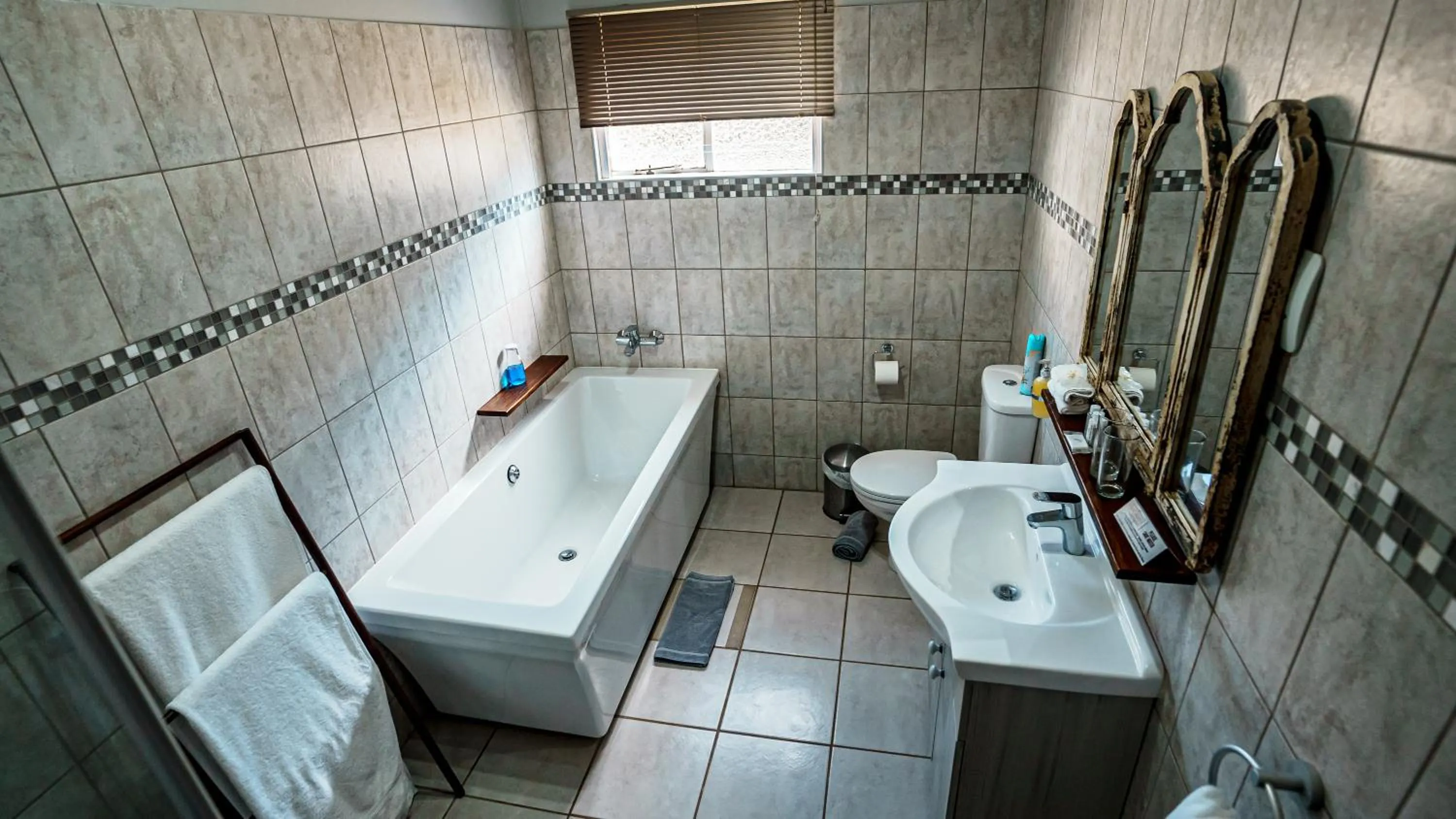 Jonkershoek Guest Farm