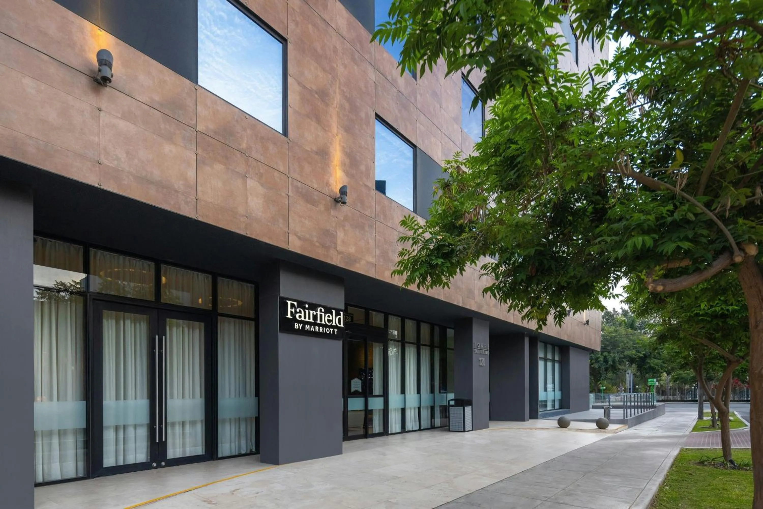 Property building in Fairfield by Marriott Lima Miraflores