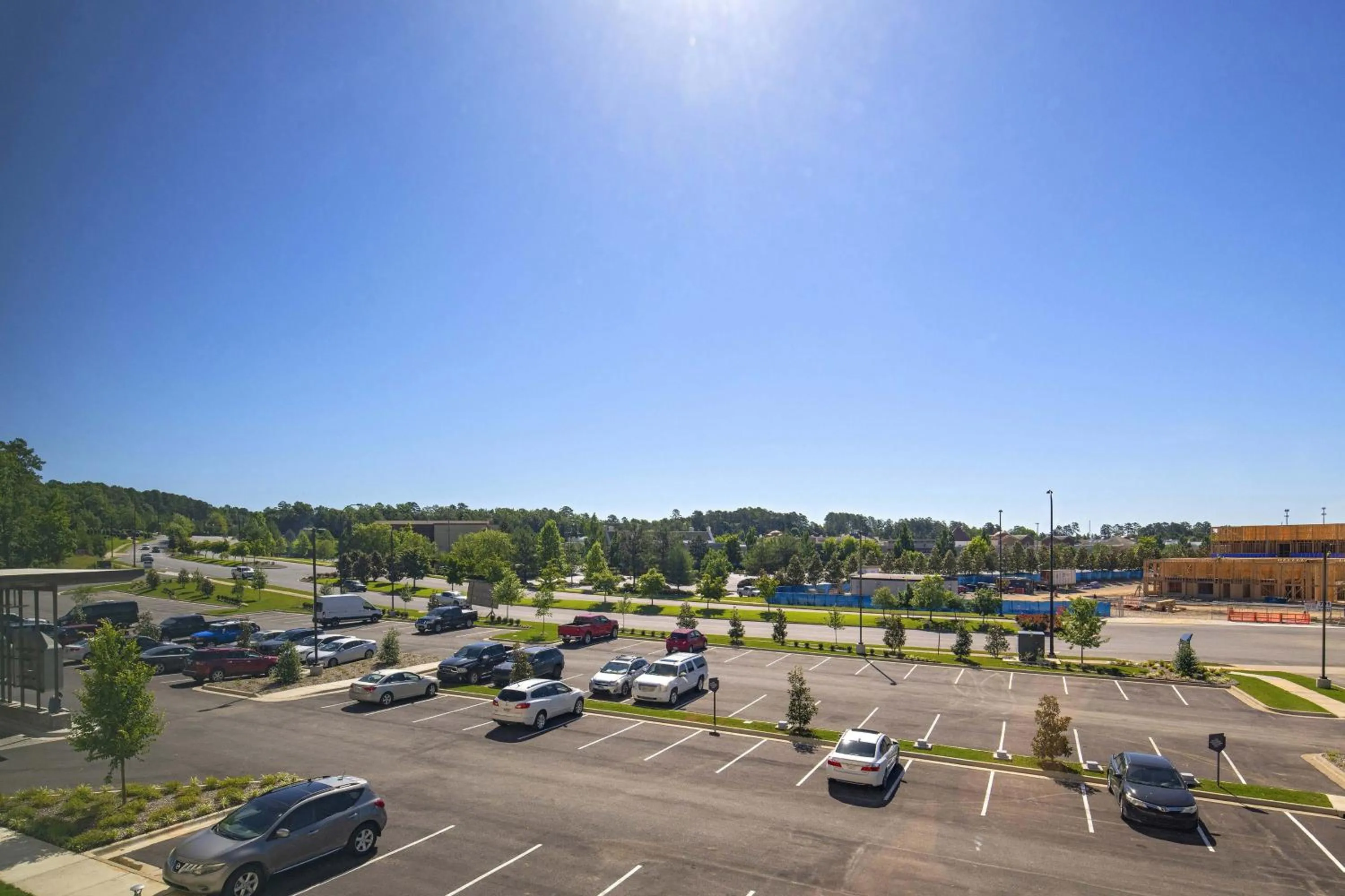 Photo of the whole room in Aloft Little Rock West